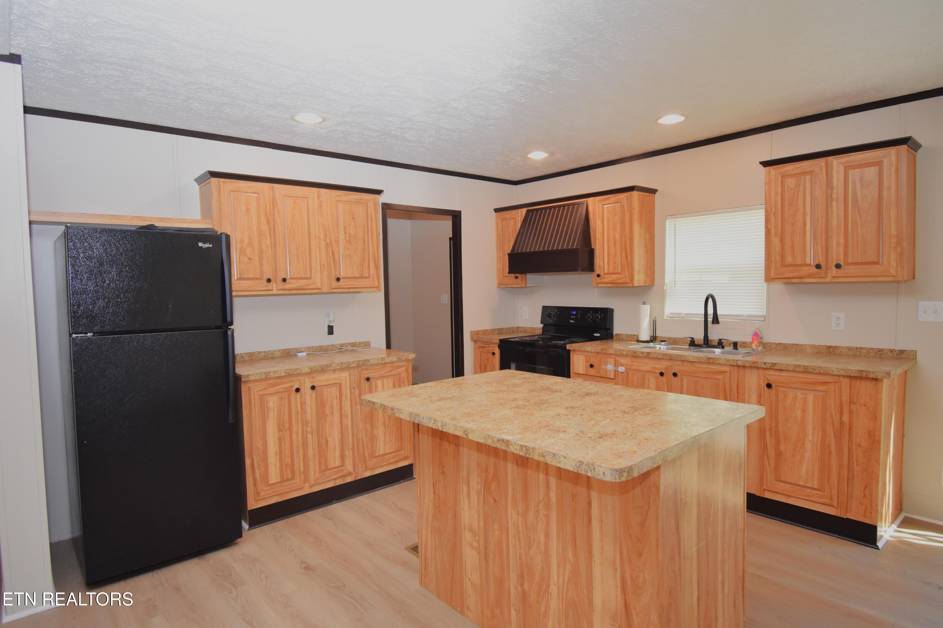 2016 Neubert Road Knoxville TN 37914