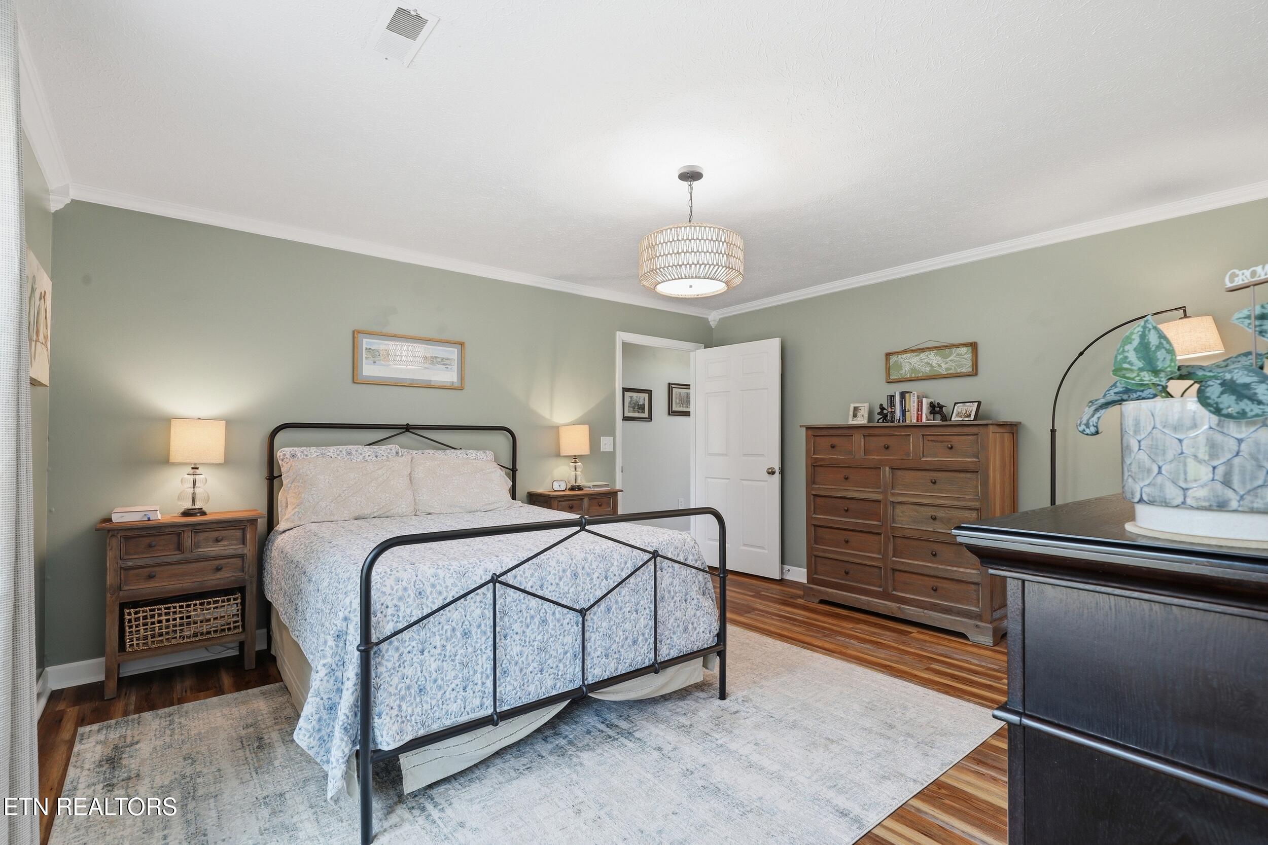 1413 Broadview Circle Sevierville TN 37876