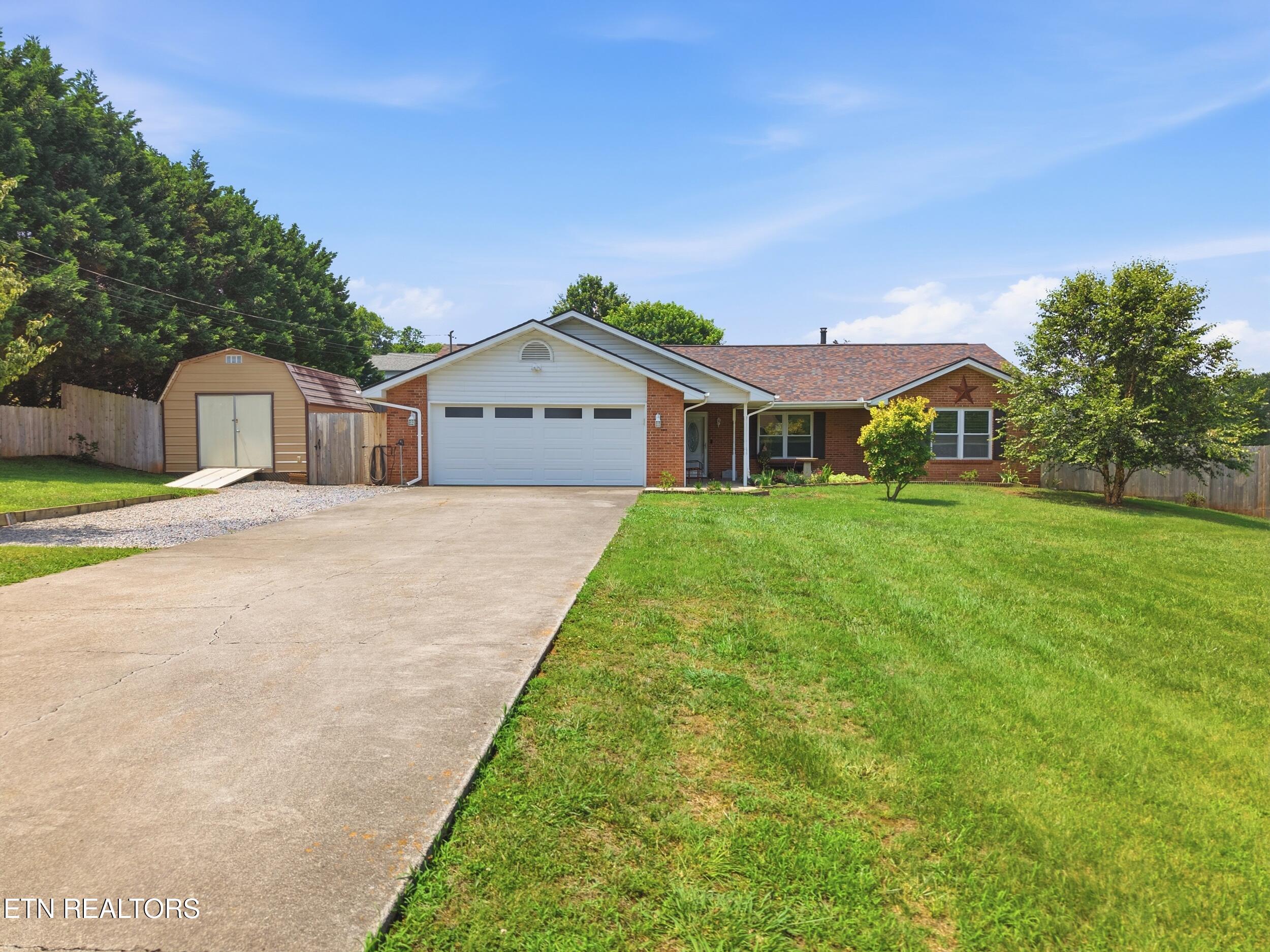 1413 Broadview Circle Sevierville TN 37876