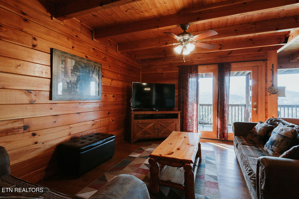 769 Cartertown Road Gatlinburg TN 37738