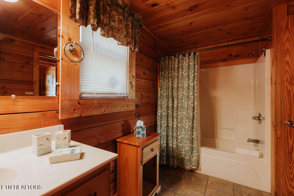 769 Cartertown Road Gatlinburg TN 37738