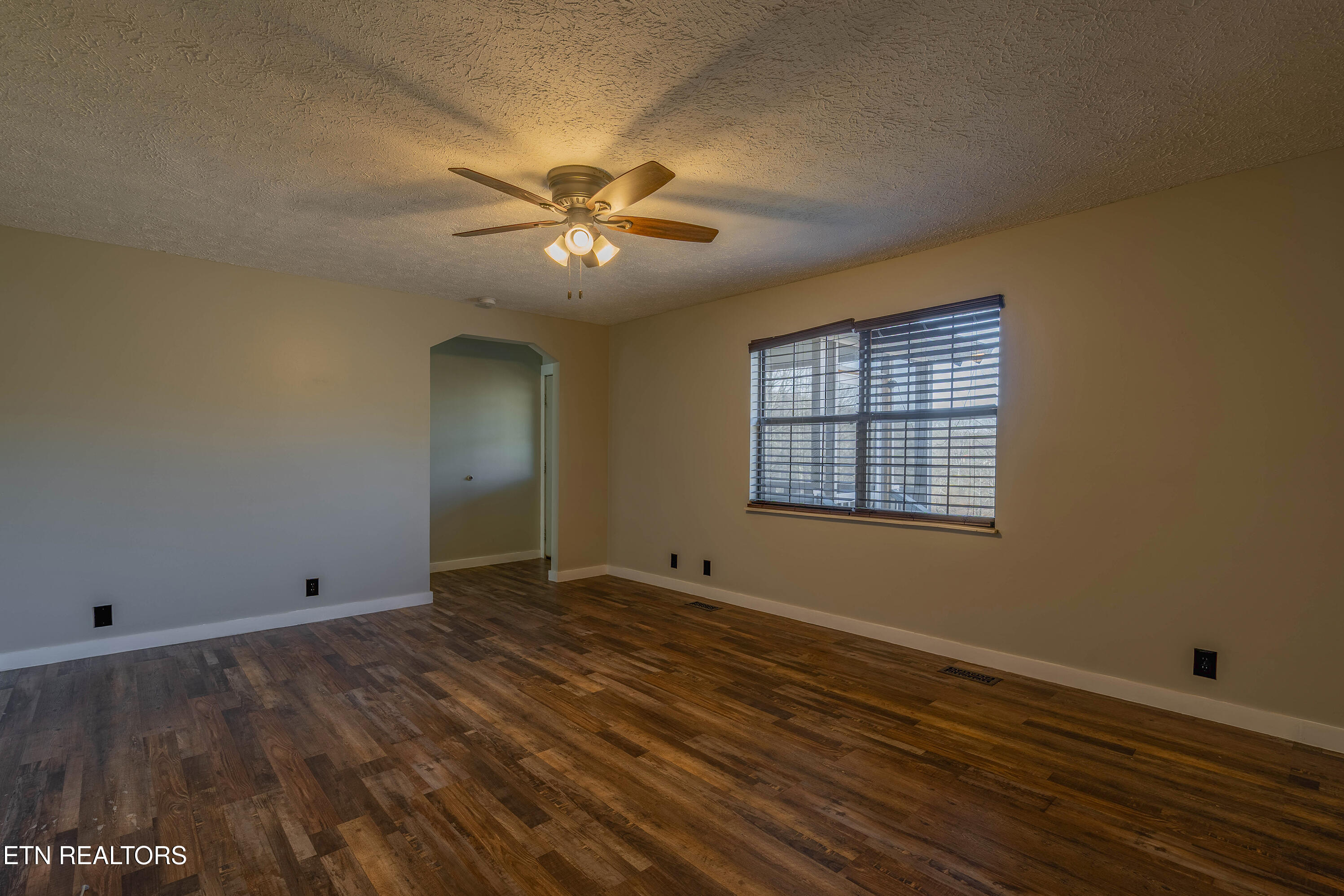 161 Adcock Hollow Road Harriman TN 37748