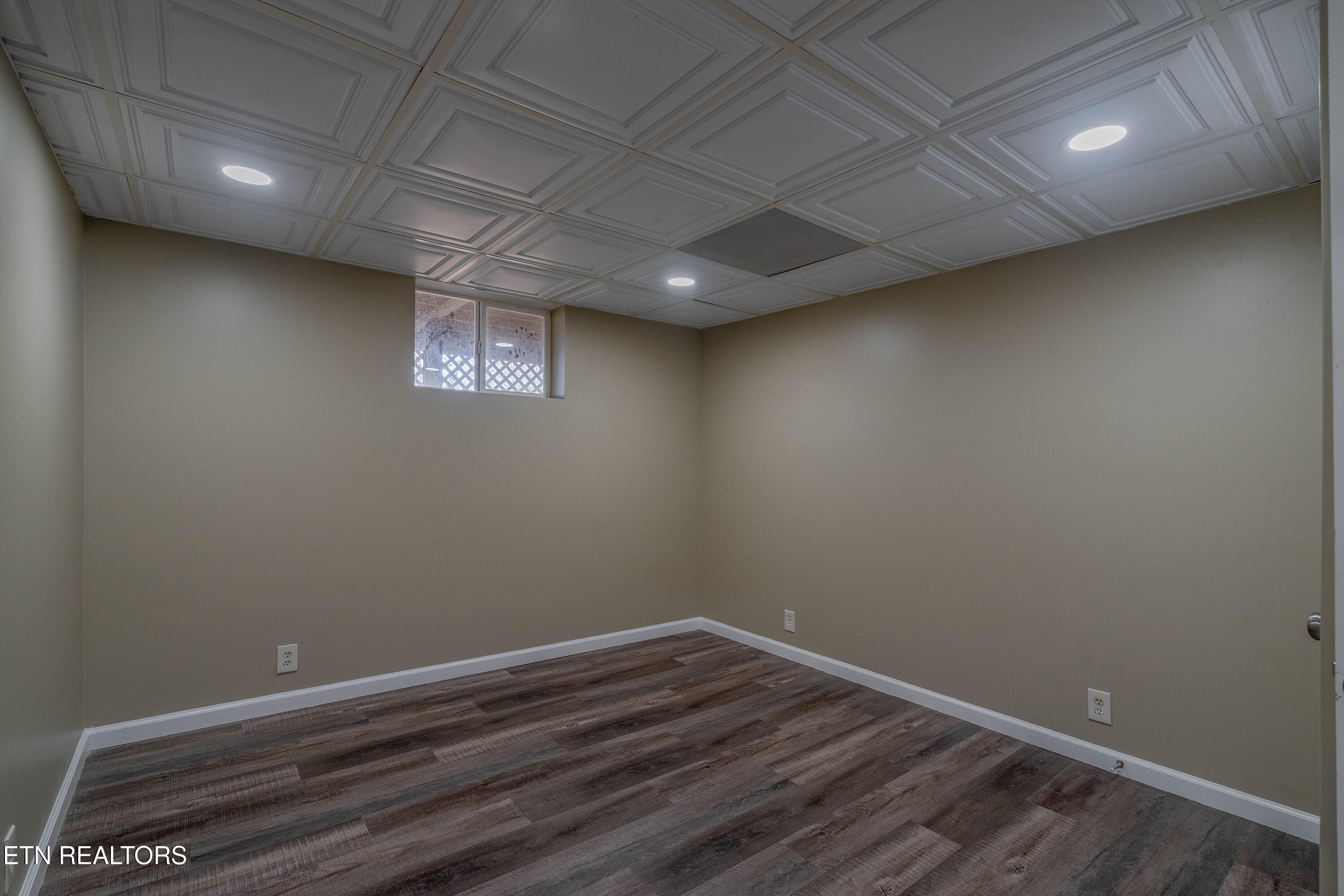 161 Adcock Hollow Road Harriman TN 37748
