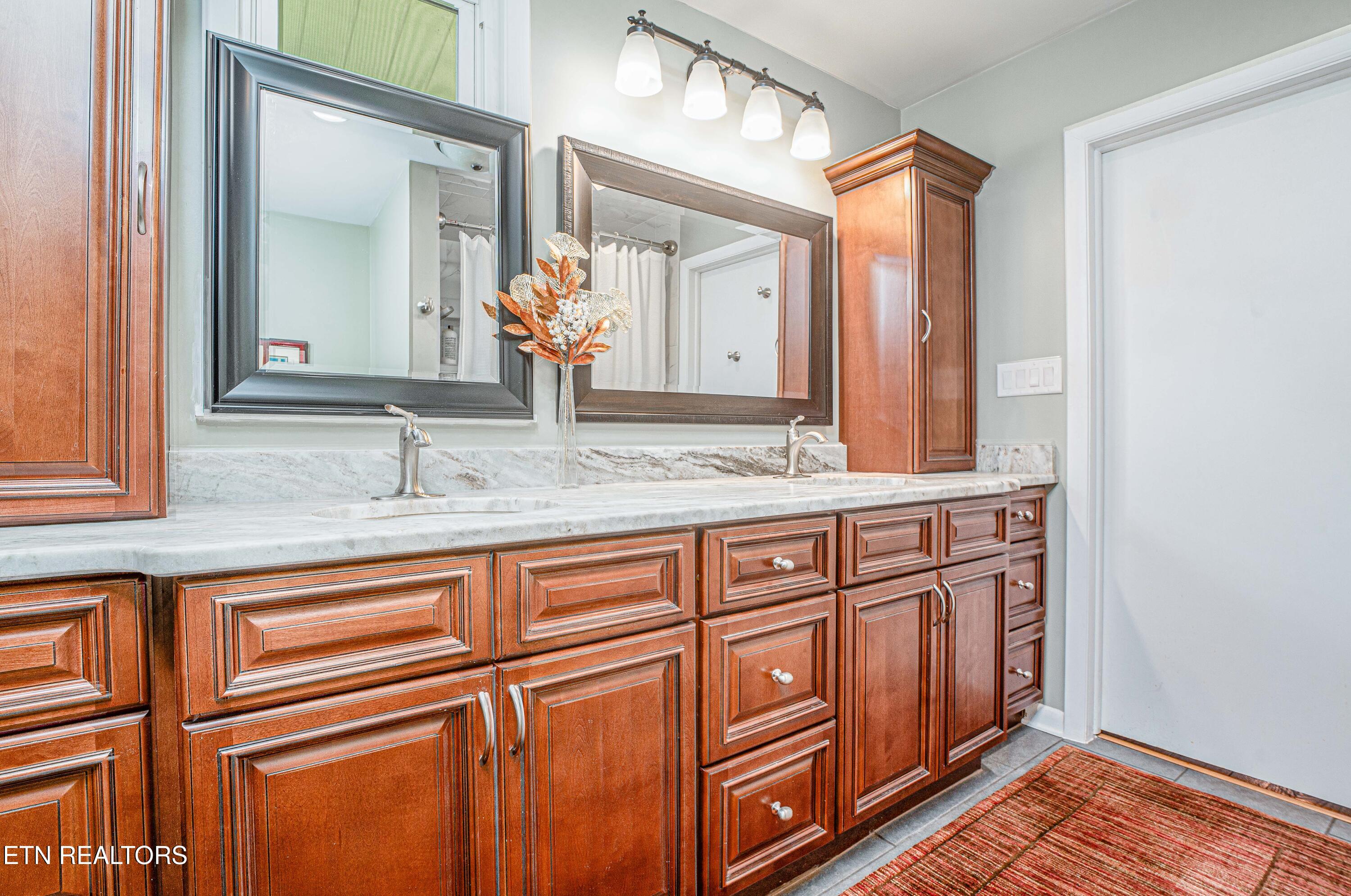 213 Golfclub Road Knoxville TN 37919