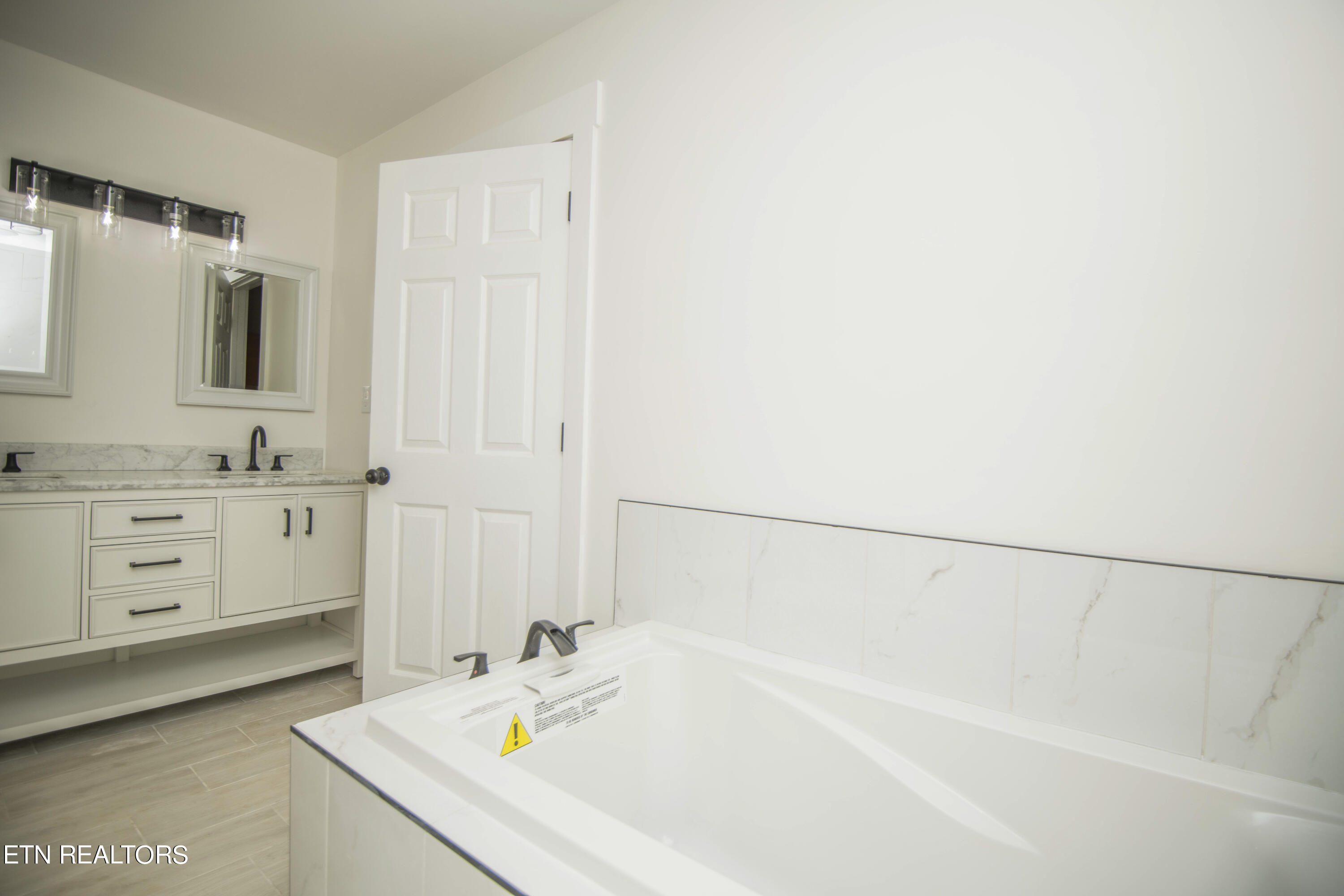 161 Duke Lane Luttrell TN 37779