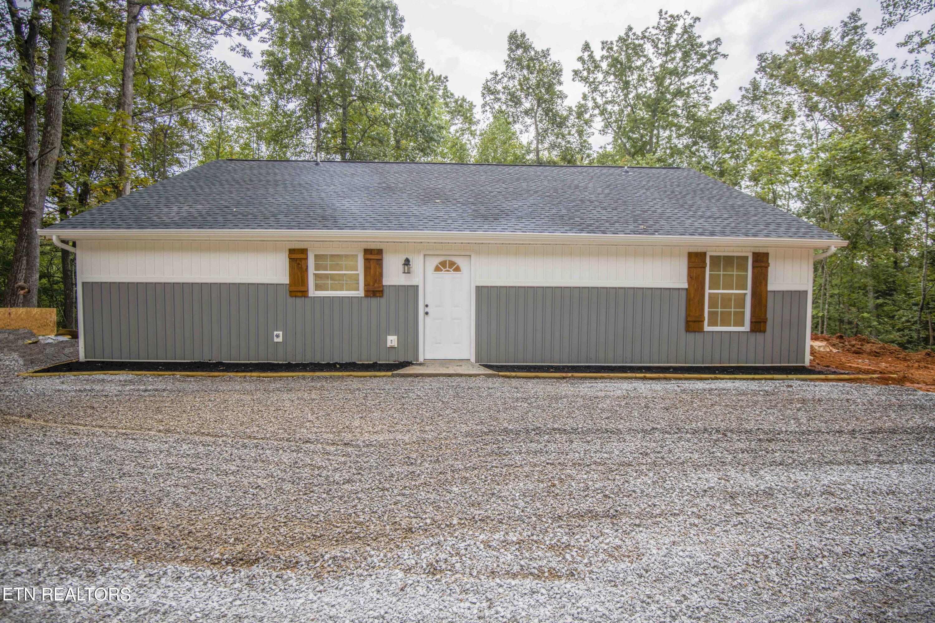 161 Duke Lane Luttrell TN 37779
