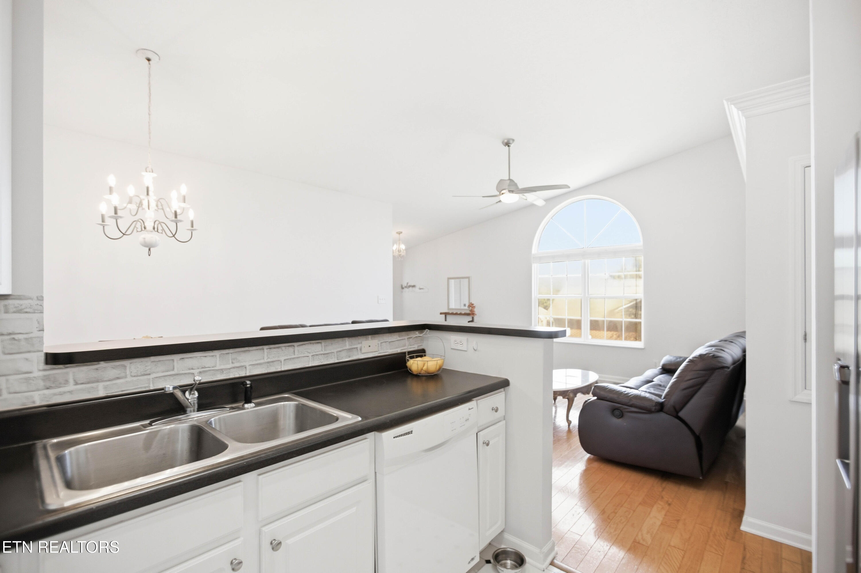 2462 Glen Meadow Road Knoxville TN 37909