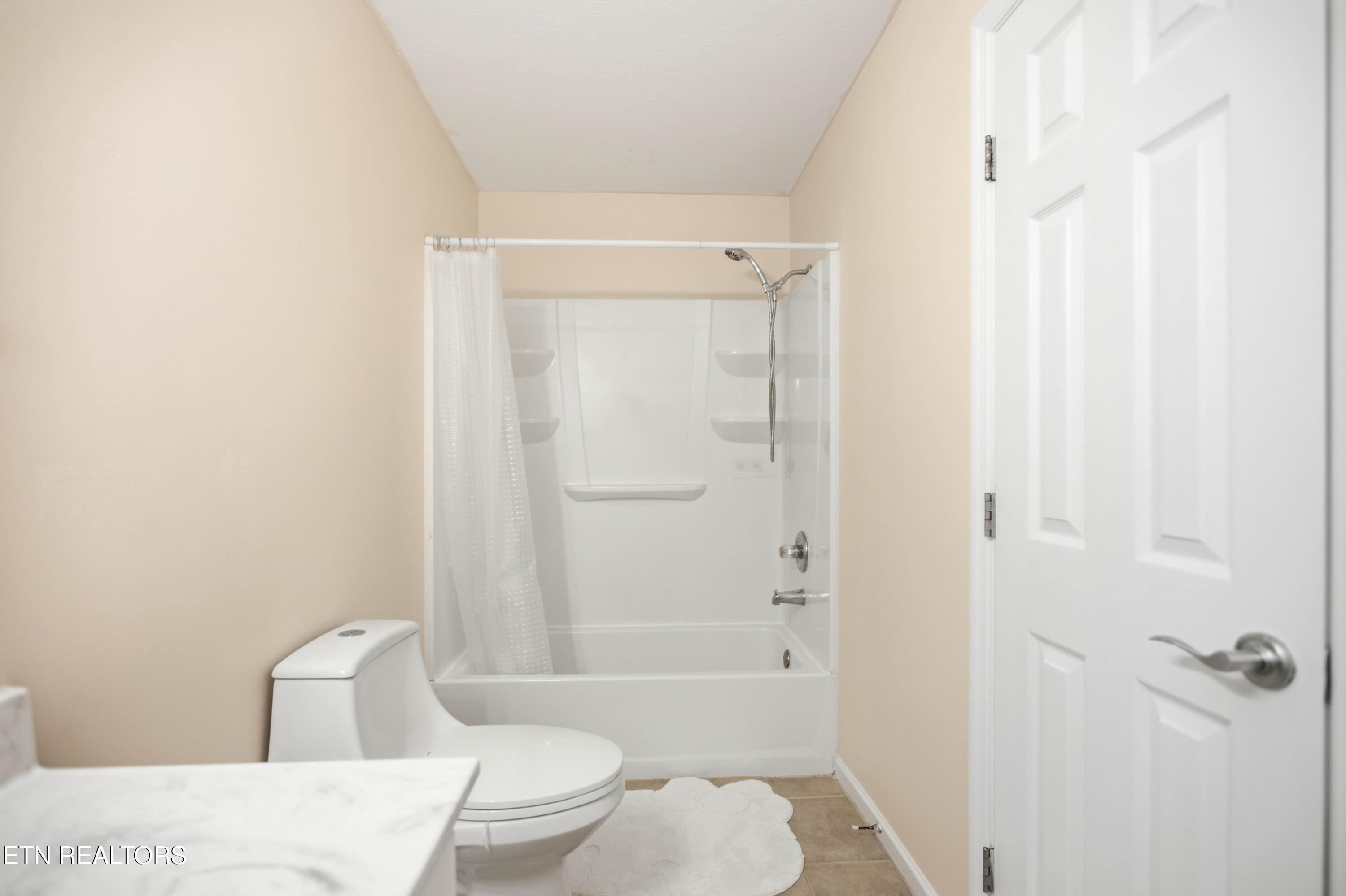 2462 Glen Meadow Road Knoxville TN 37909