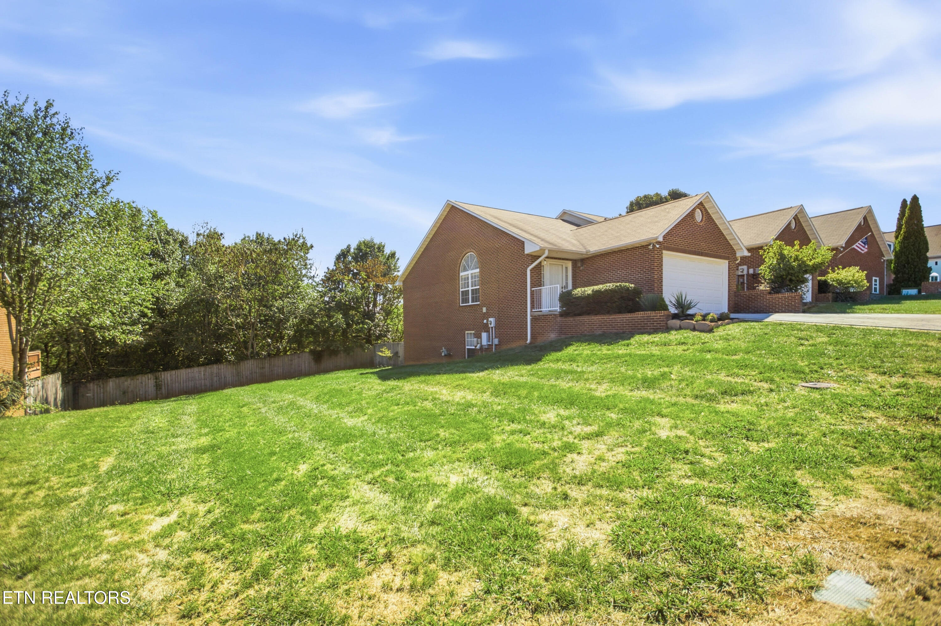 2462 Glen Meadow Road Knoxville TN 37909