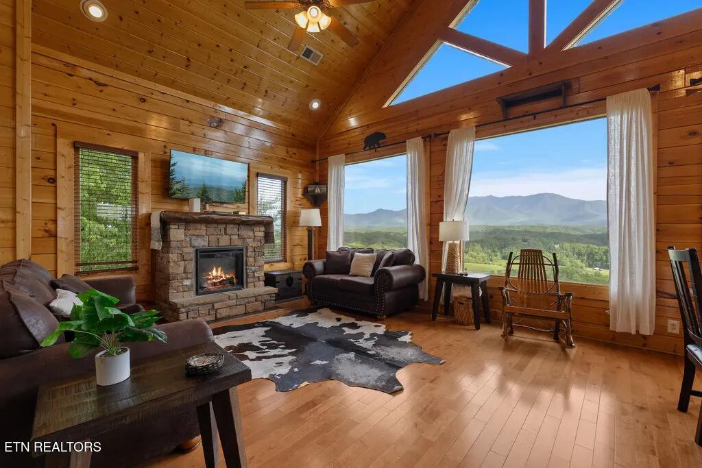 2971 Legacy Vista Drive Sevierville TN 37876
