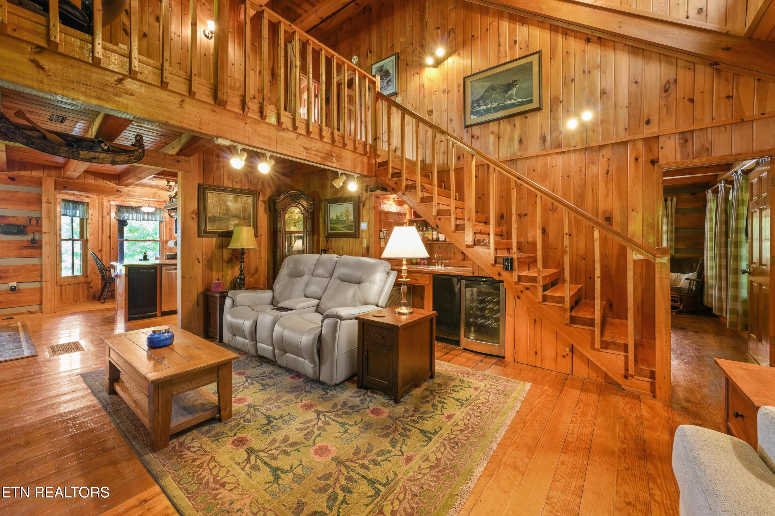 3694 Marian Lake Way Pigeon Forge TN 37862