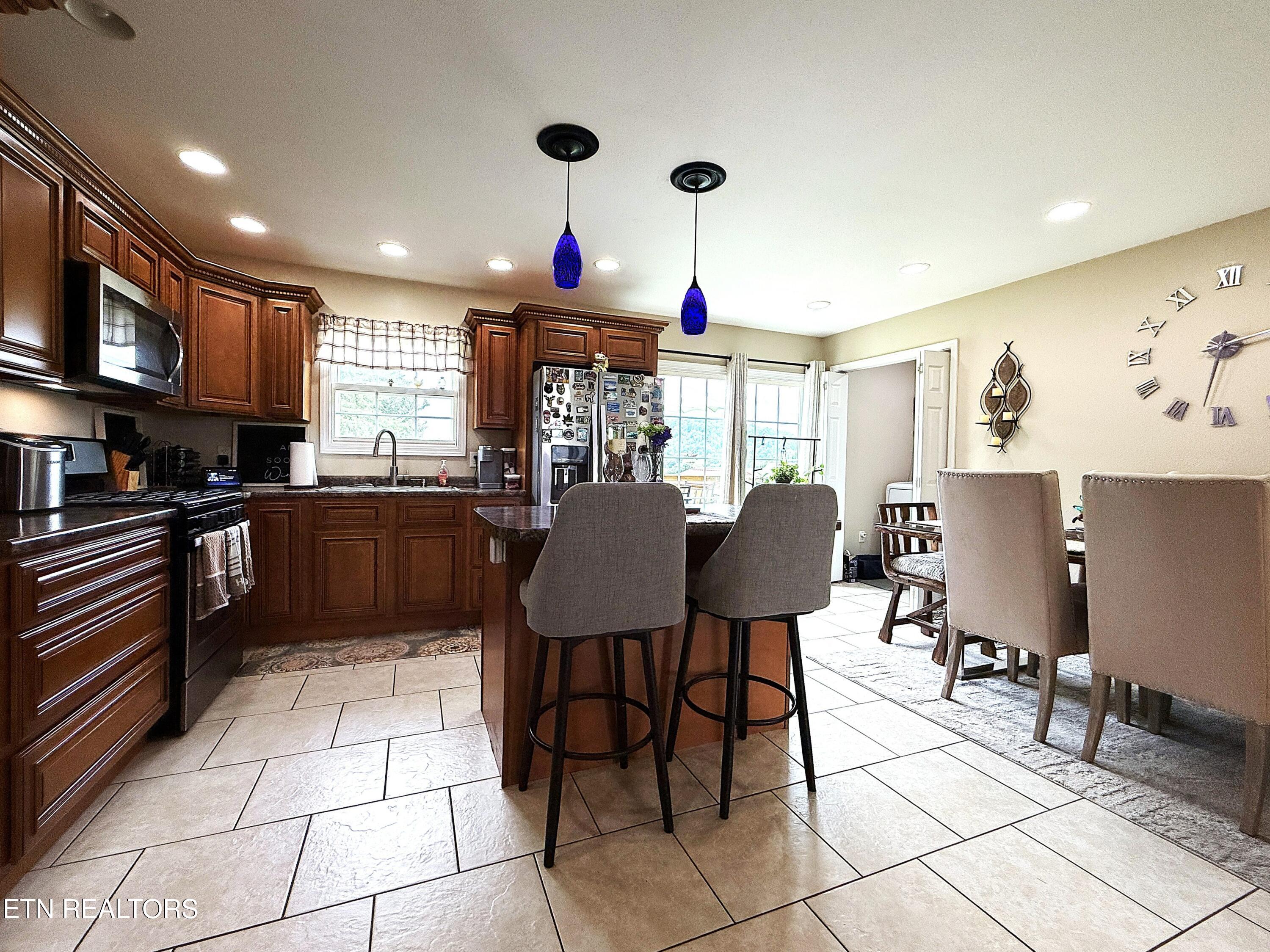 253 Ramblin Road Newport TN 37821