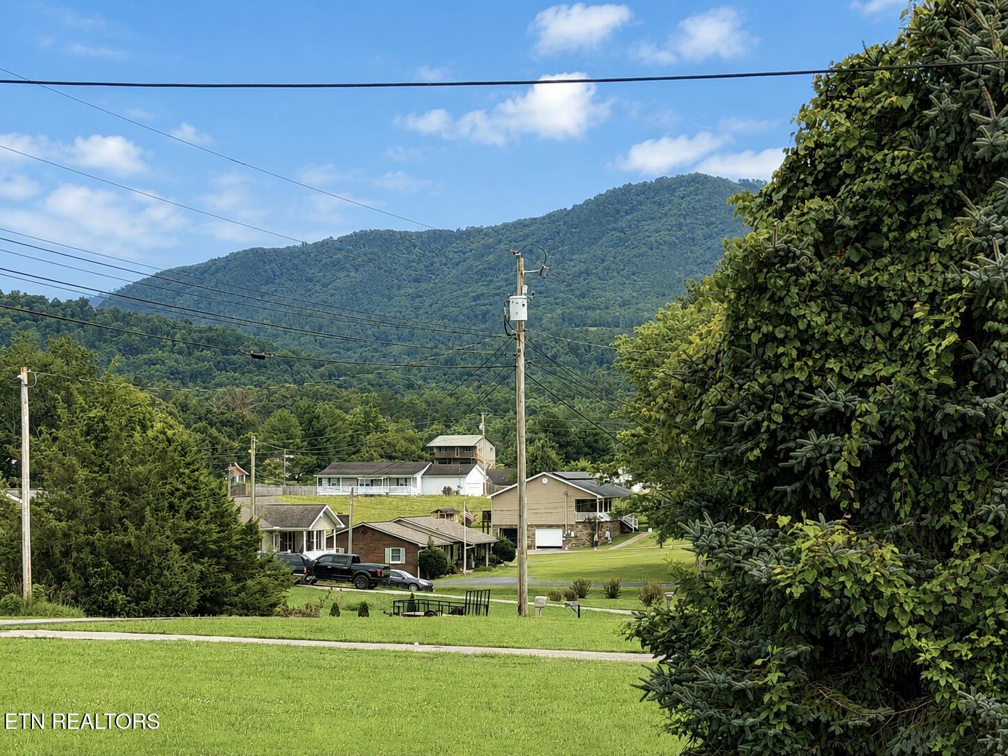 253 Ramblin Road Newport TN 37821