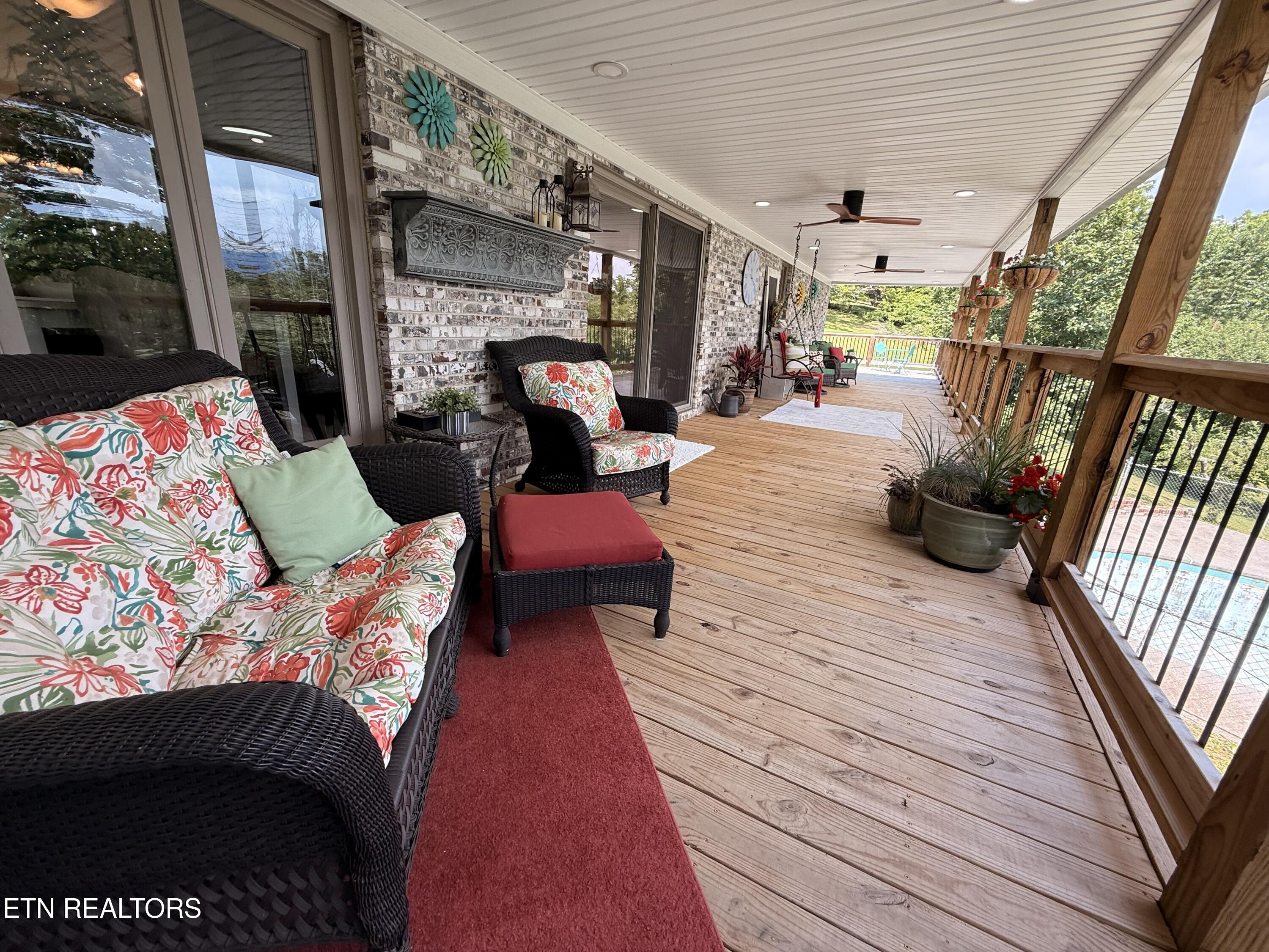 149 Timbuktooo Lane Speedwell TN 37870