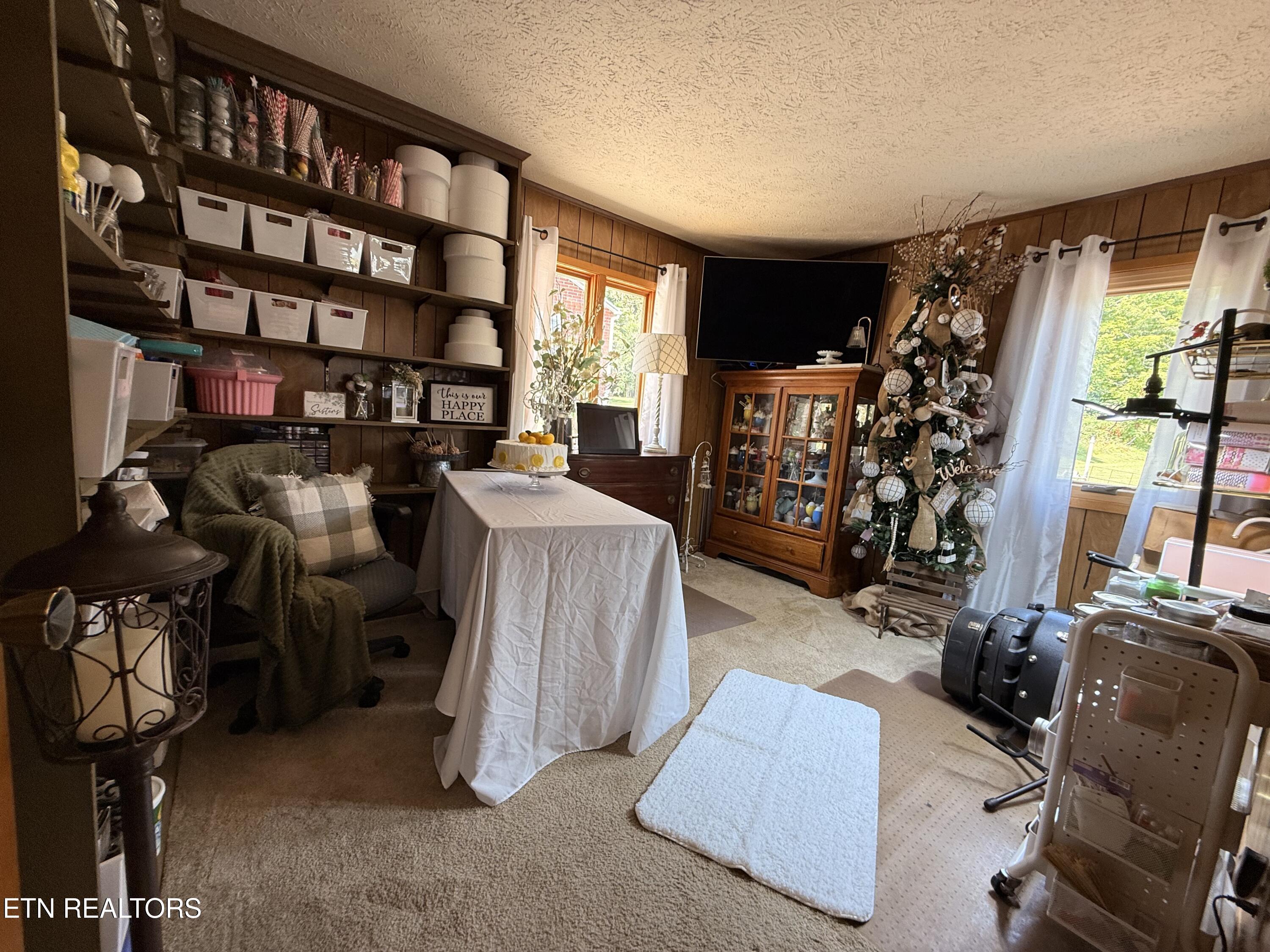 149 Timbuktooo Lane Speedwell TN 37870