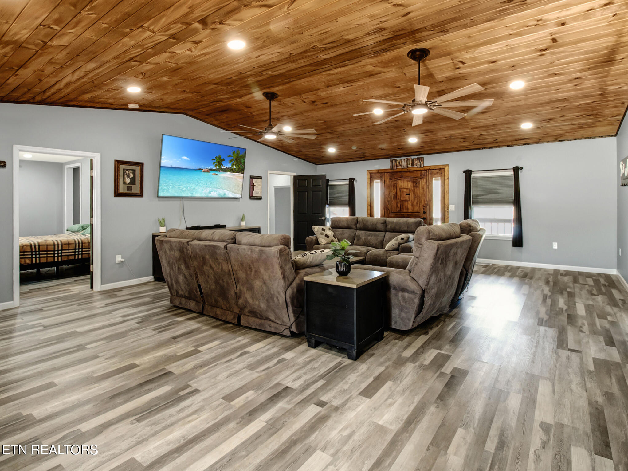 174 Poplar Street Benton TN 37307