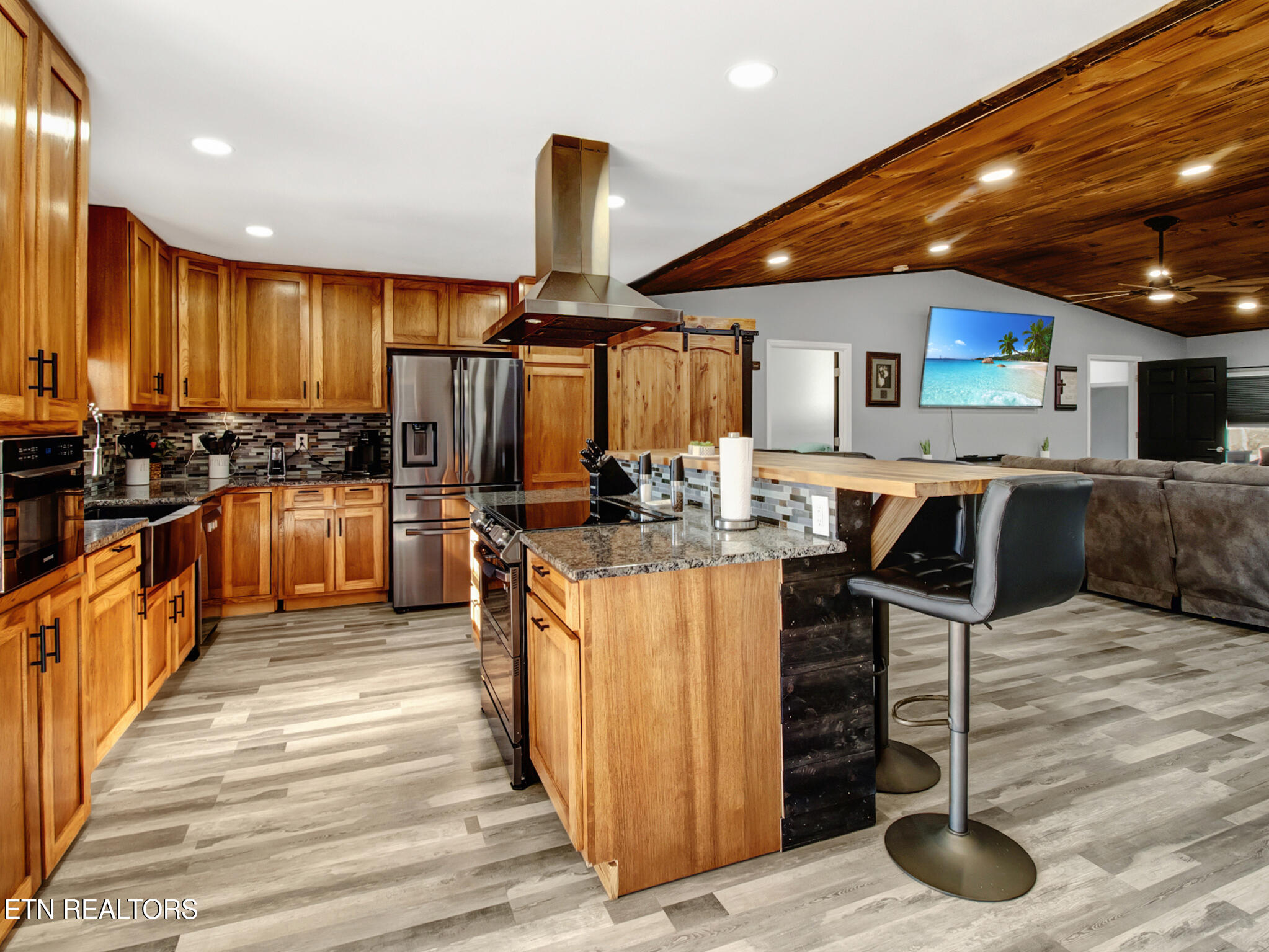 174 Poplar Street Benton TN 37307