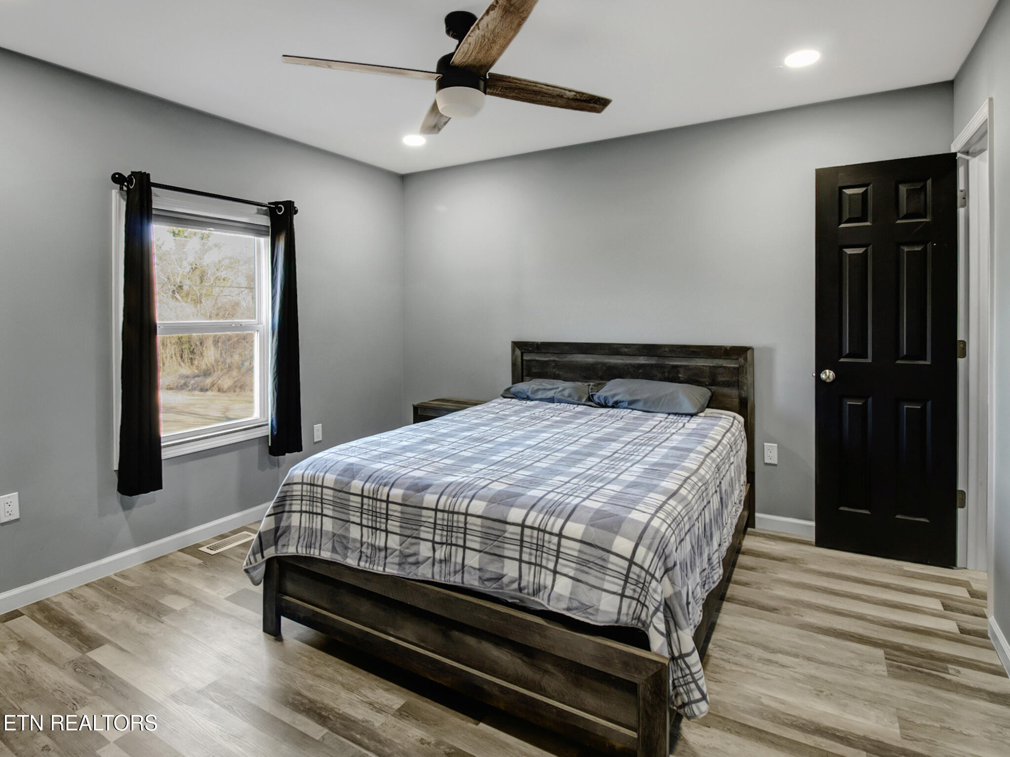 174 Poplar Street Benton TN 37307