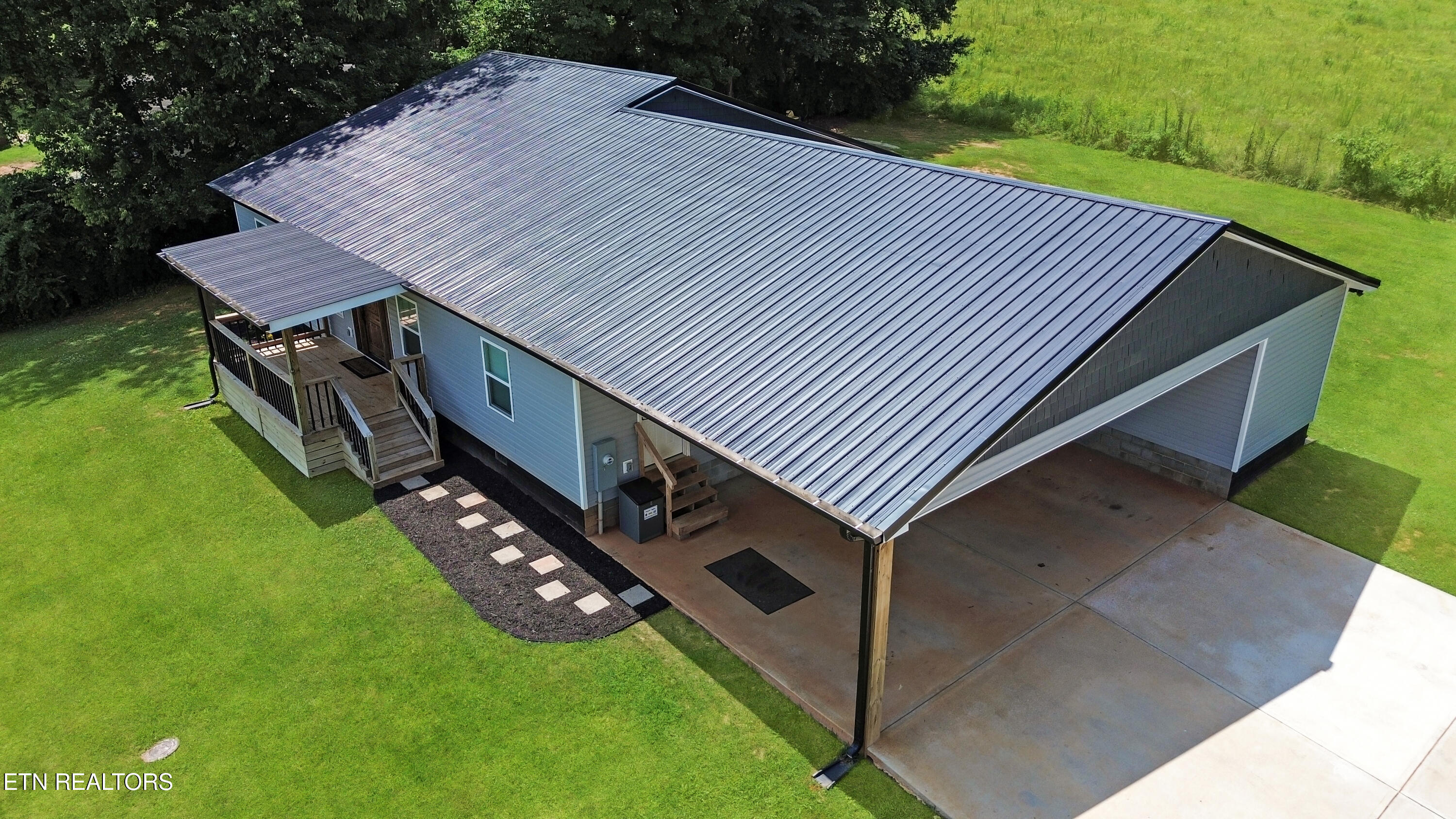 174 Poplar Street Benton TN 37307