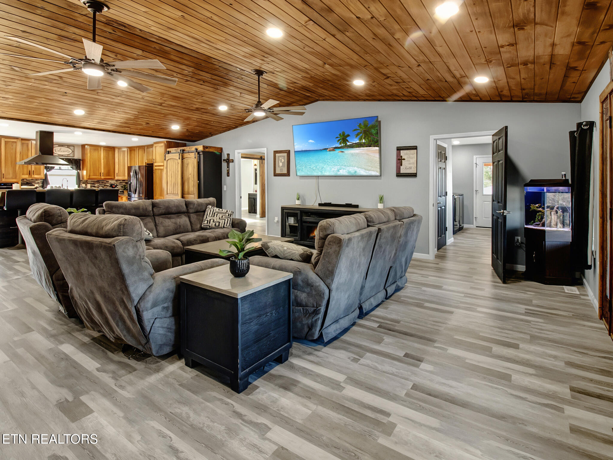 174 Poplar Street Benton TN 37307