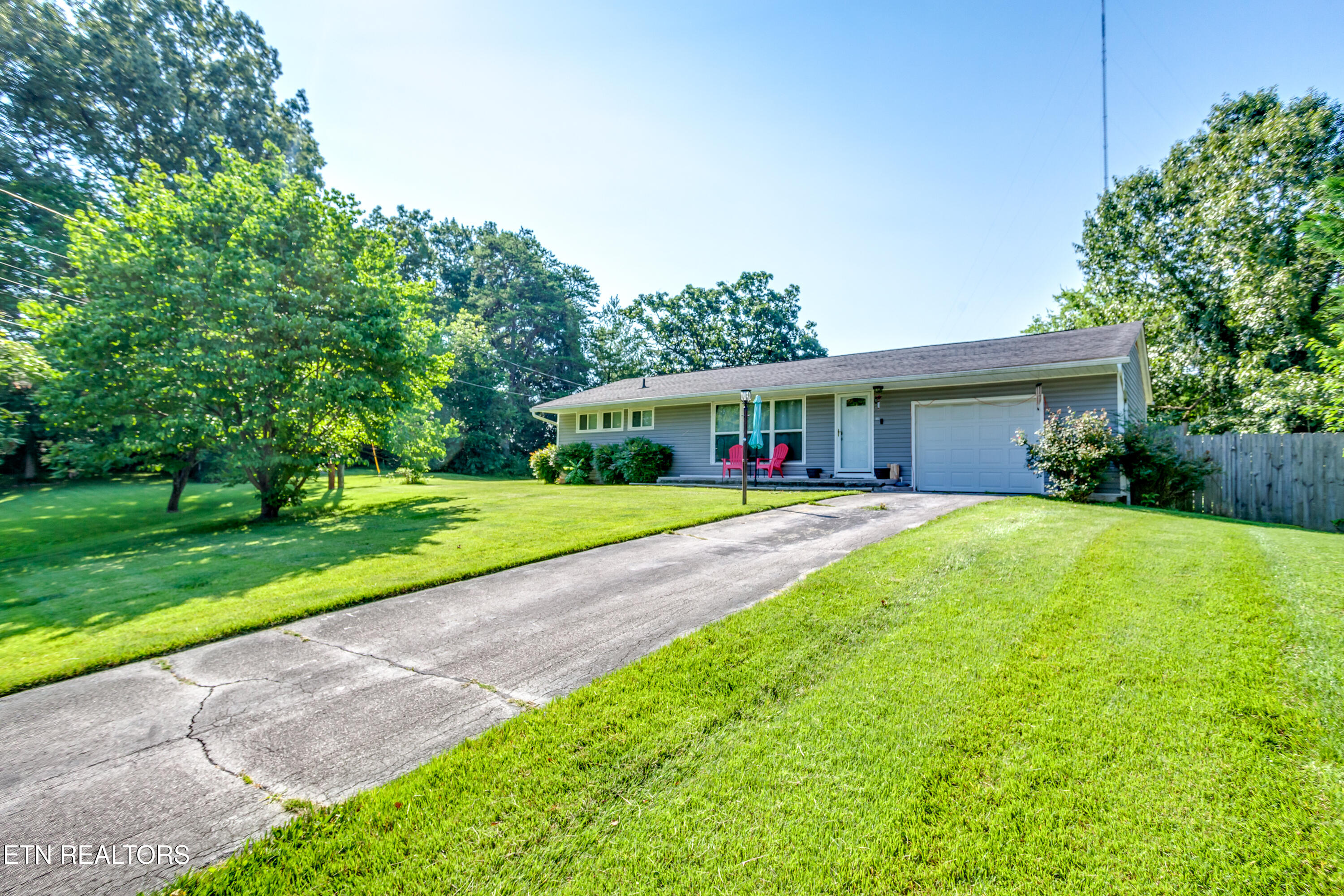 1306 E East Walnut Grove Drive Knoxville TN 37918
