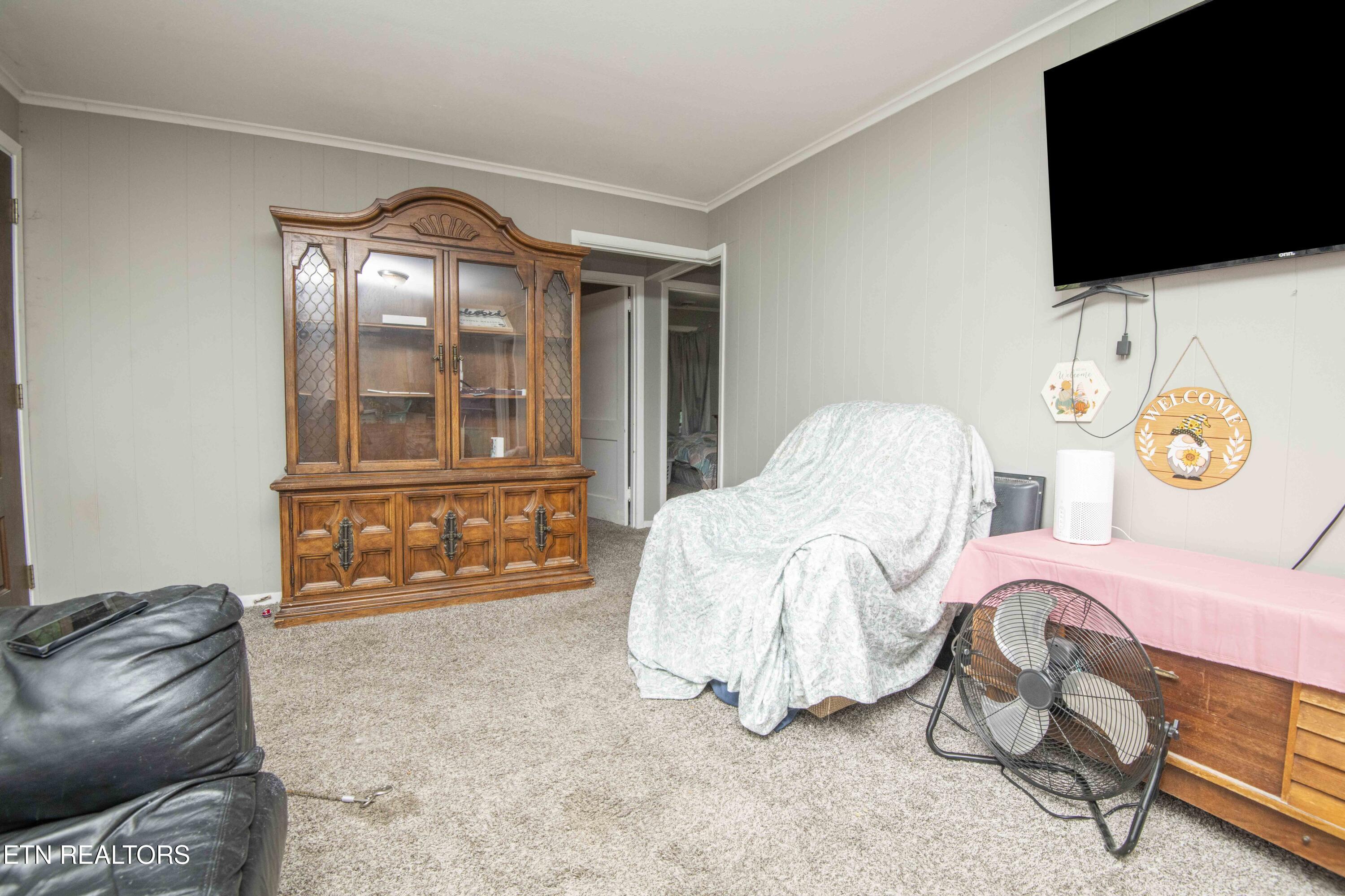 325 W Hills Drive Lenoir City TN 37771