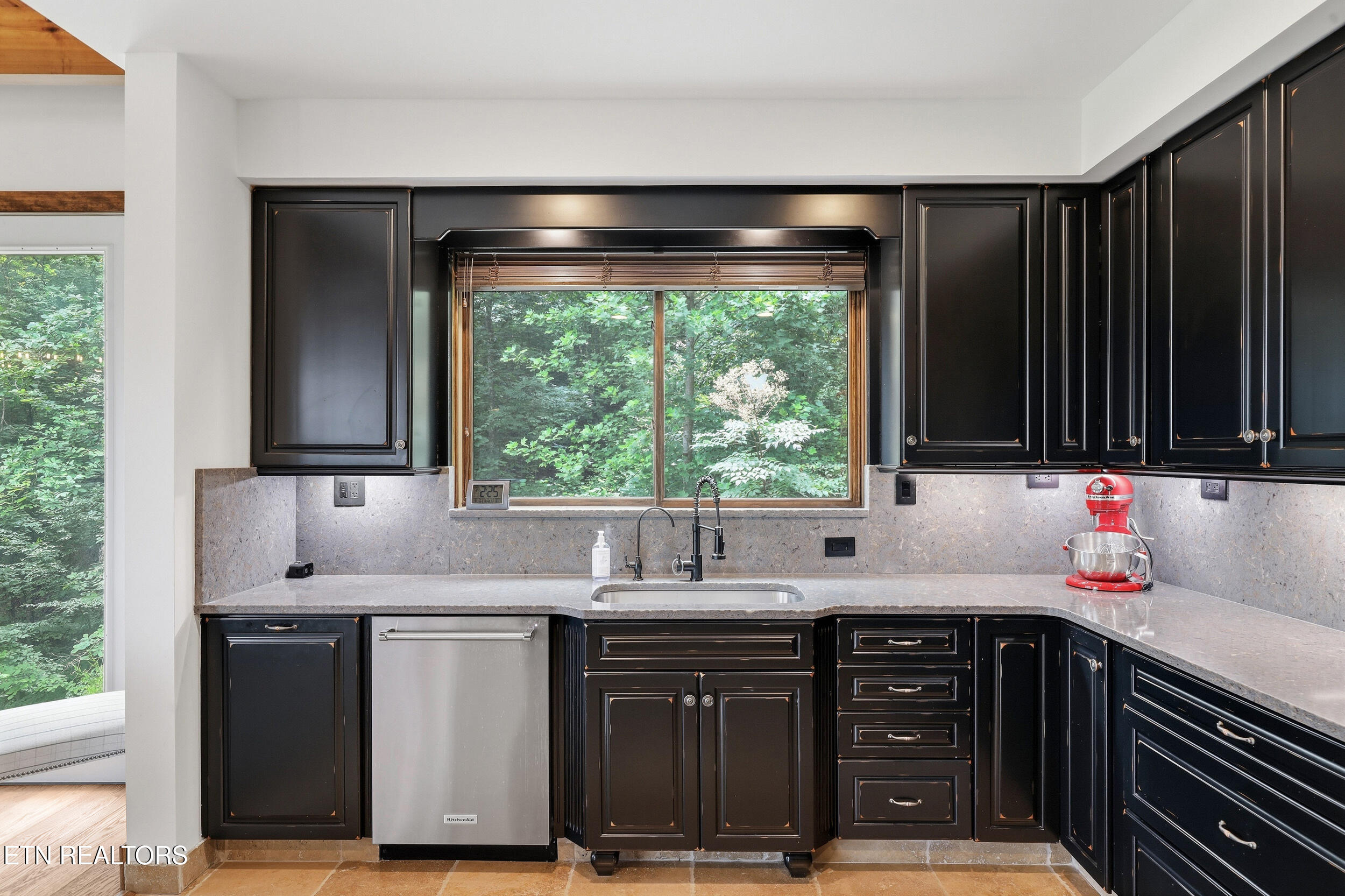 3208 Tanglewood Drive Sevierville TN 37876