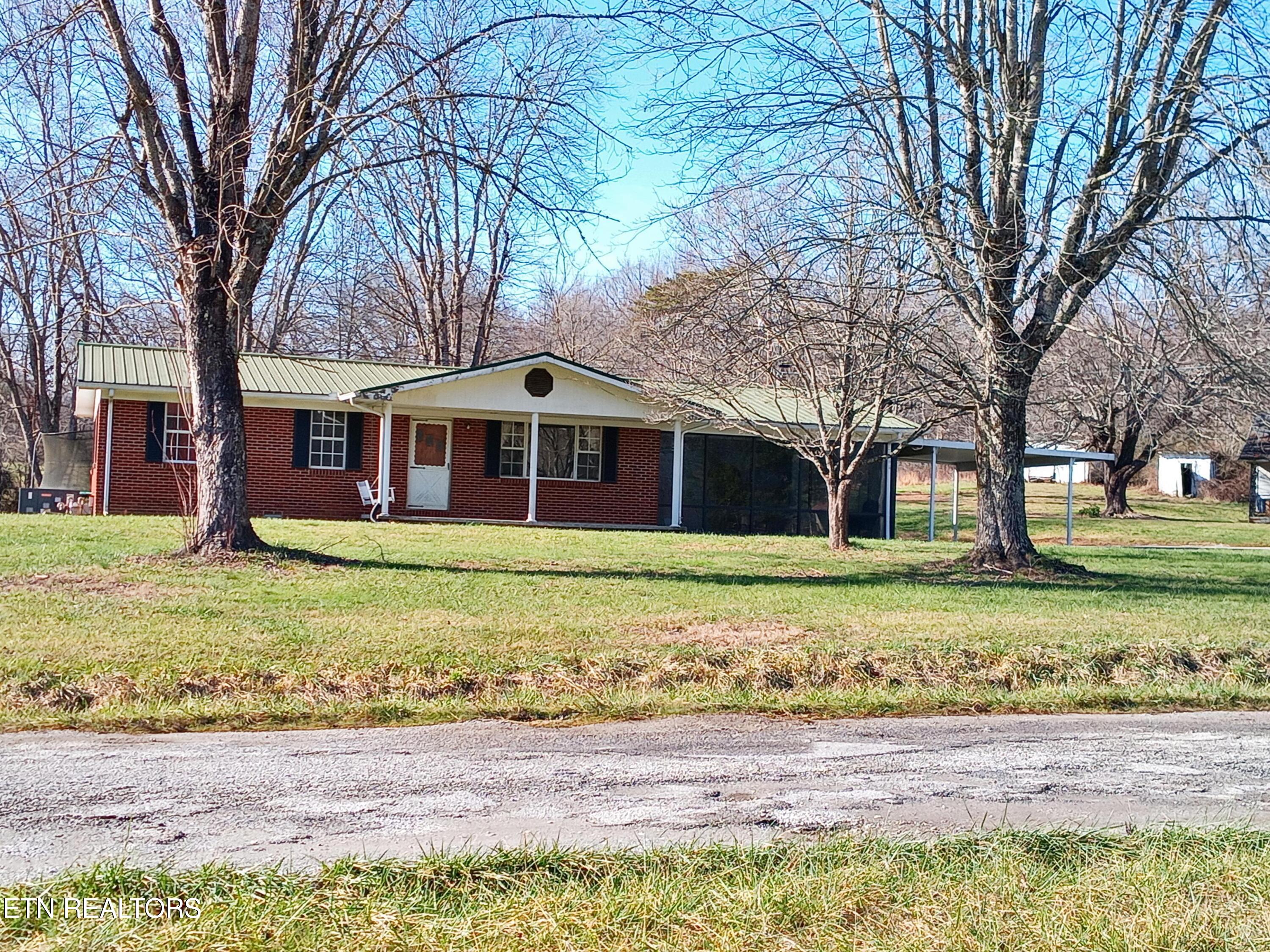 369 Cash Smith Road Drive Oneida TN 37841