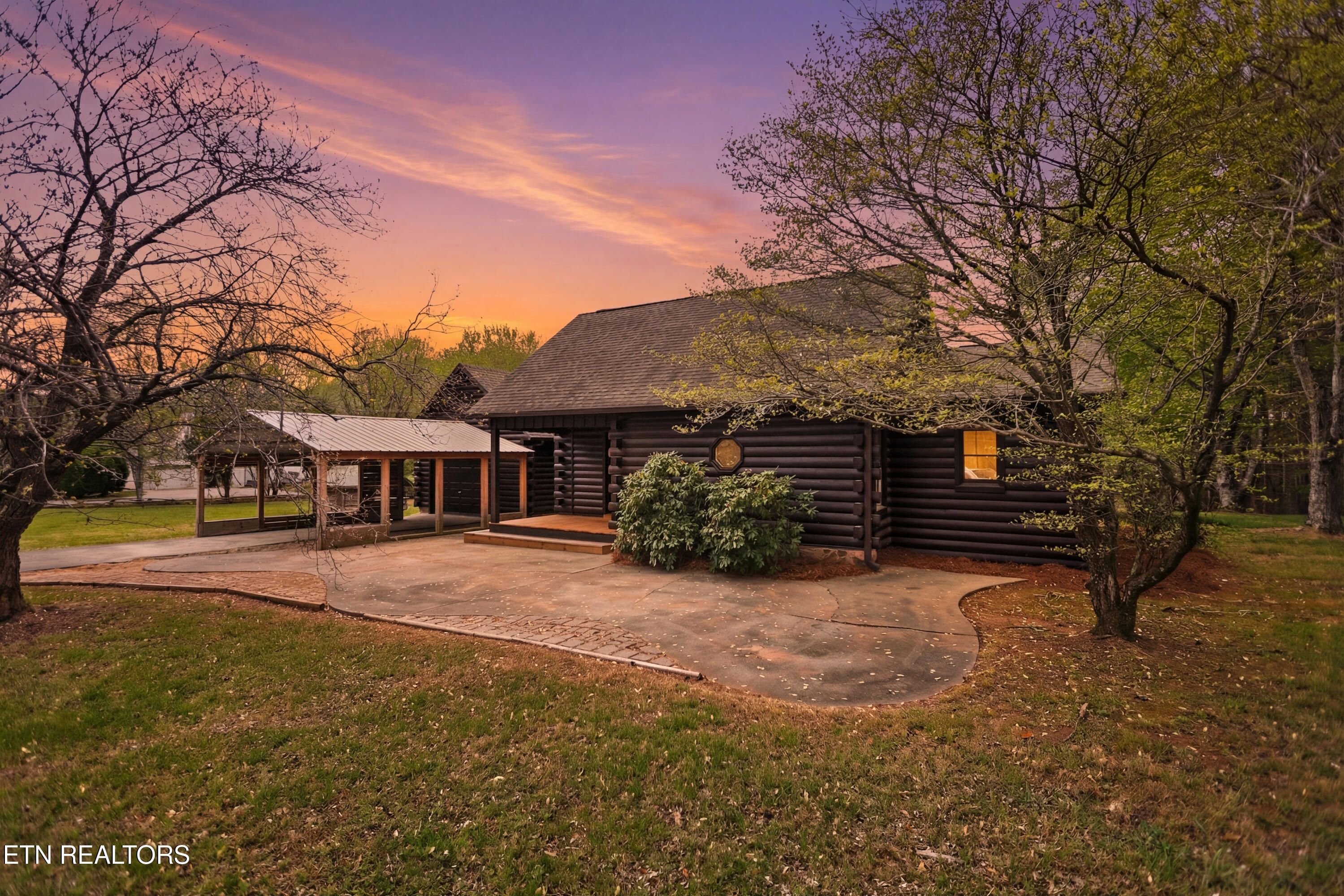 284 Savannah Shores Drive Delano TN 37325