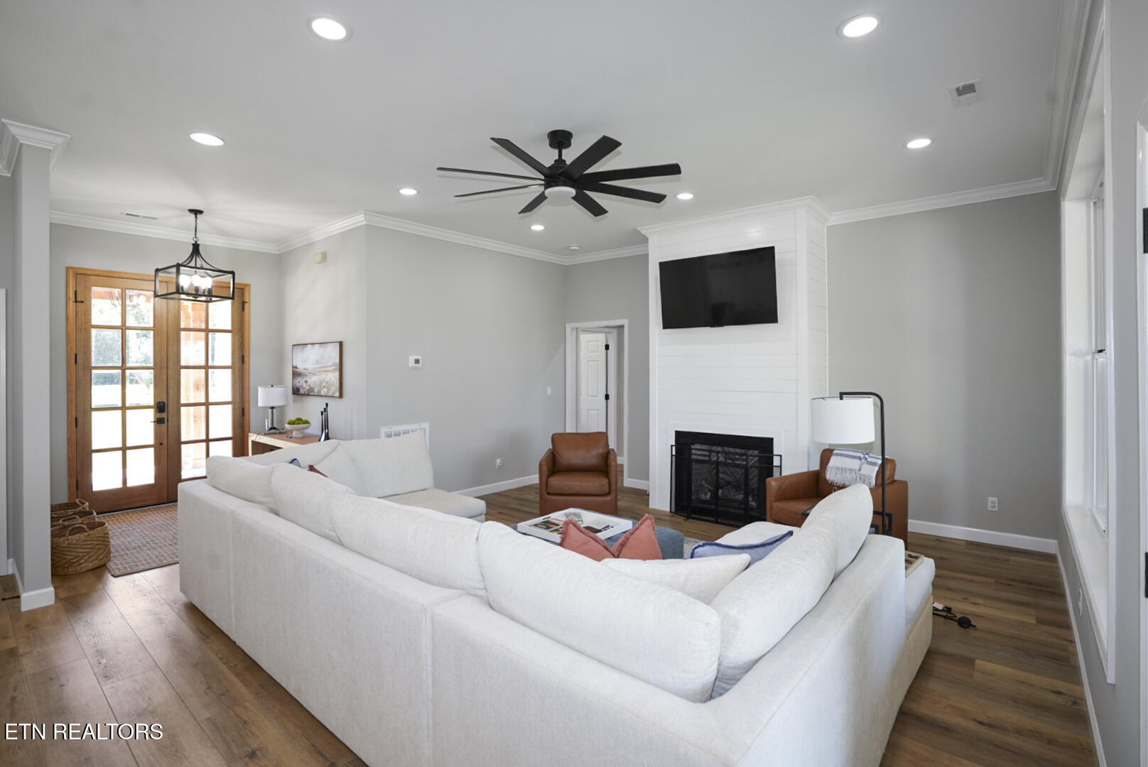 250 Sunset Boulevard White Pine TN 37890