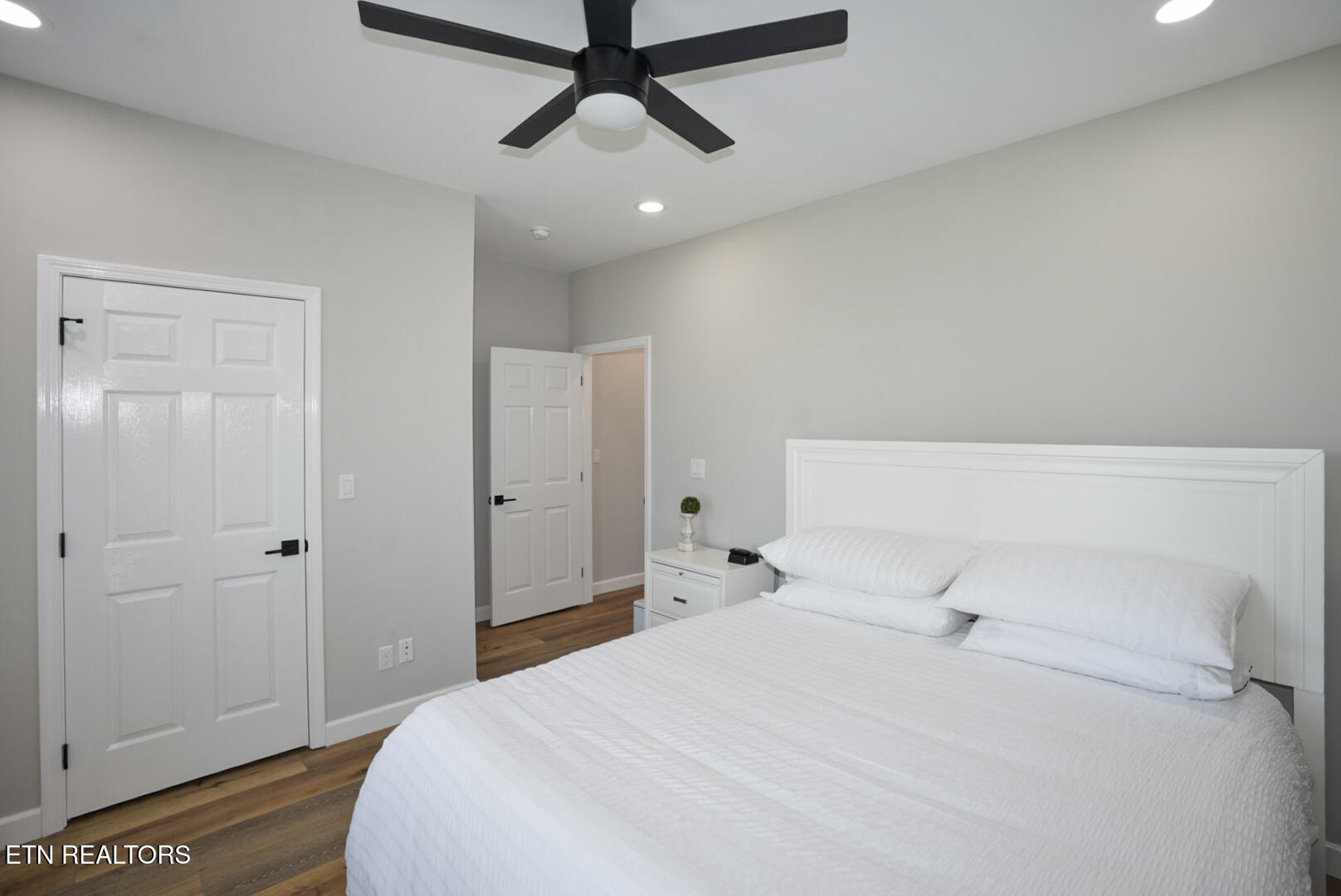 250 Sunset Boulevard White Pine TN 37890