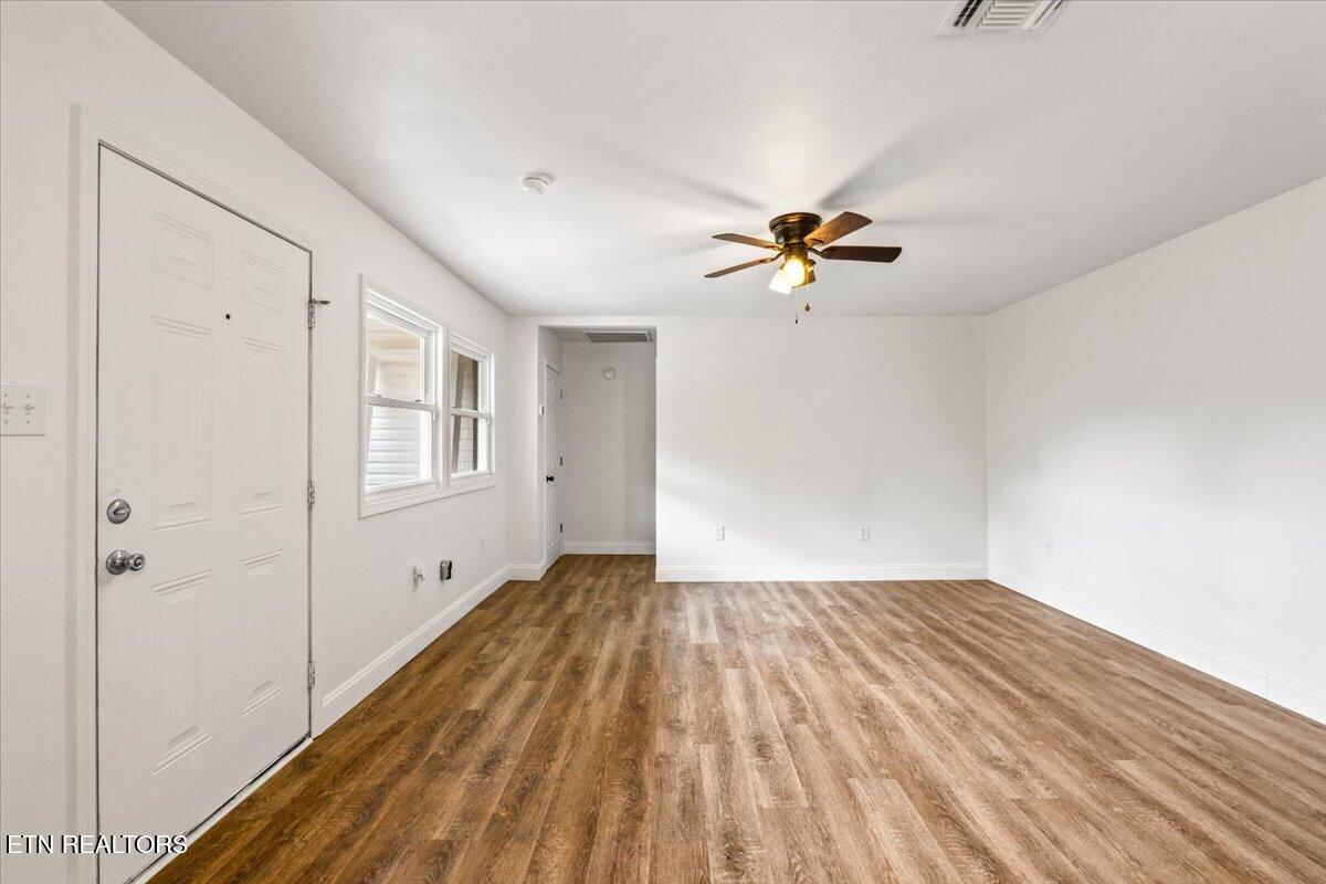 313 N 14th Street Lafollette TN 37766