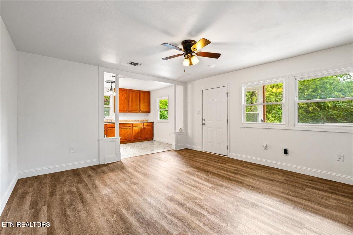 313 N 14th Street Lafollette TN 37766