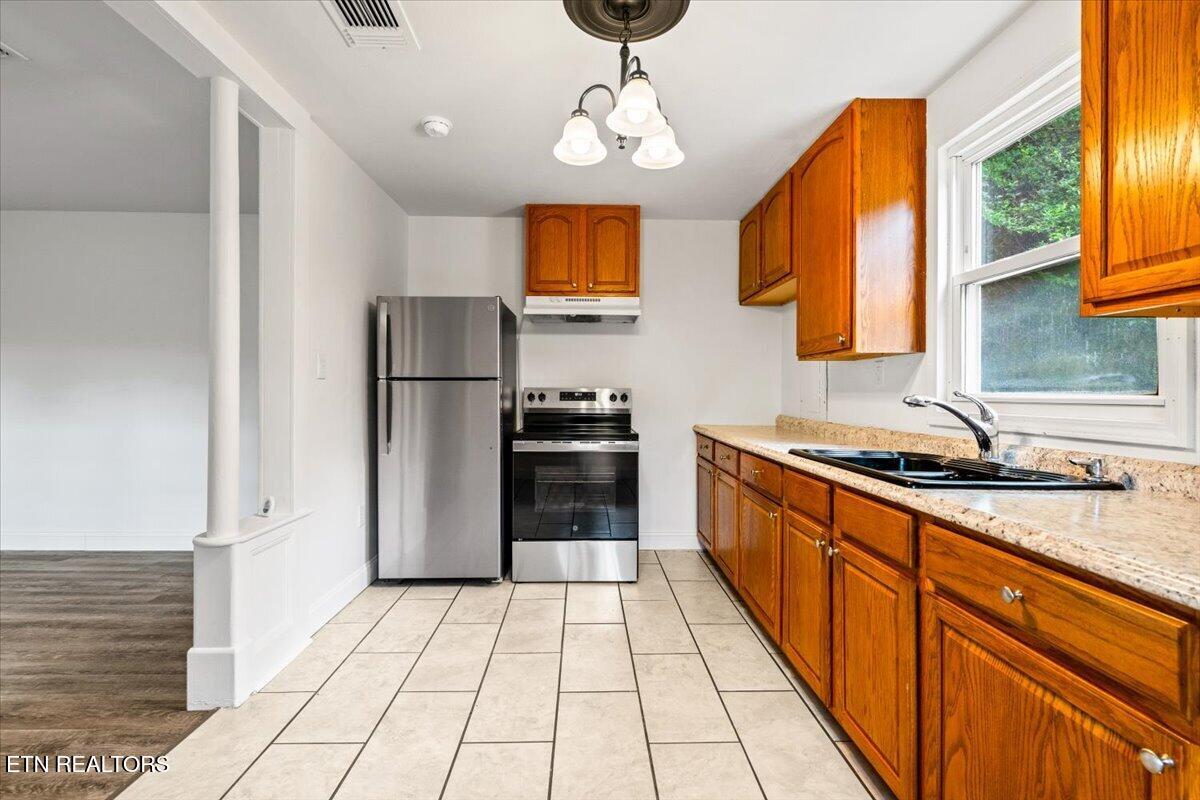 313 N 14th Street Lafollette TN 37766