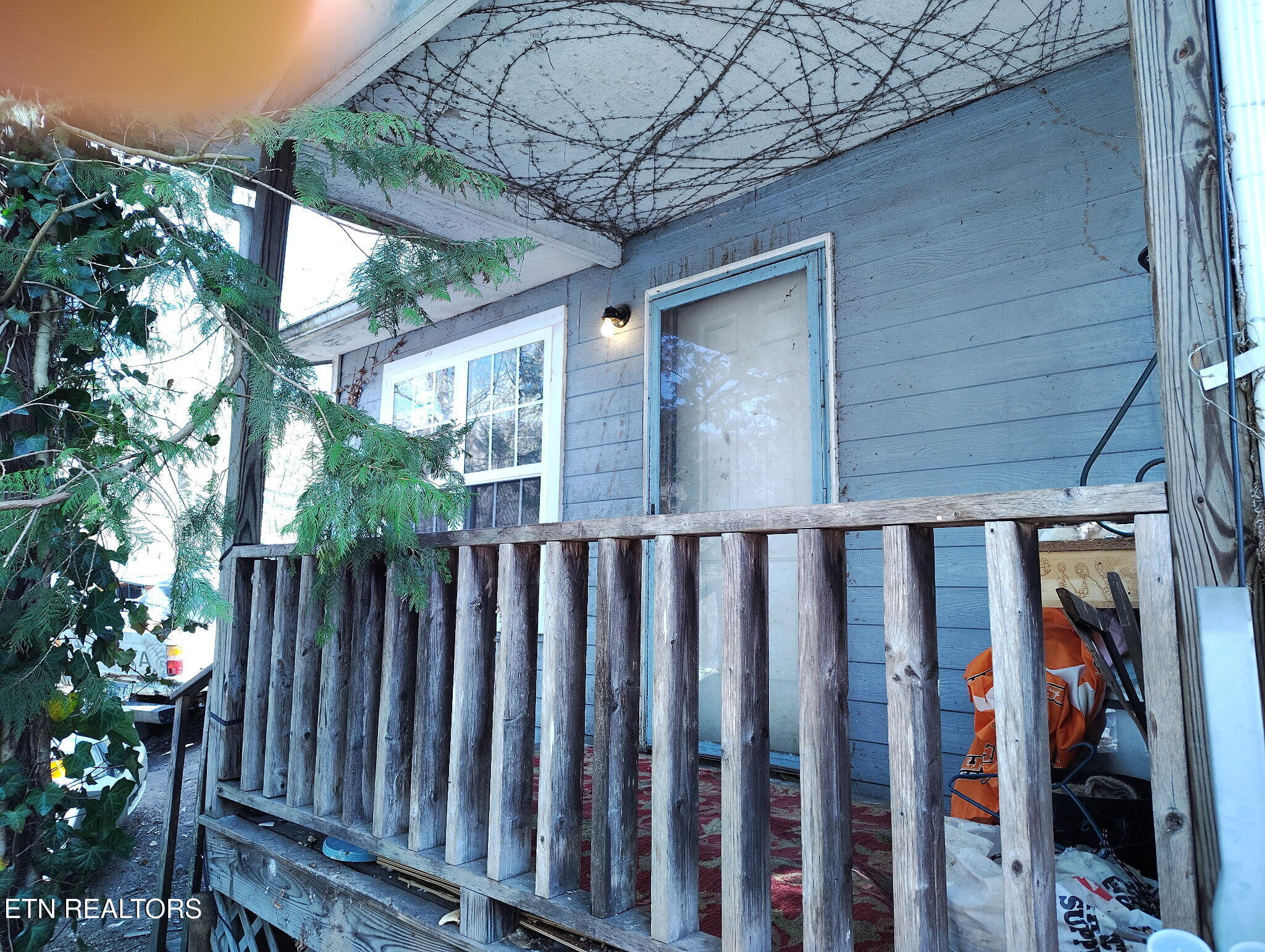 1114 Highway 25w S Lafollette TN 37766