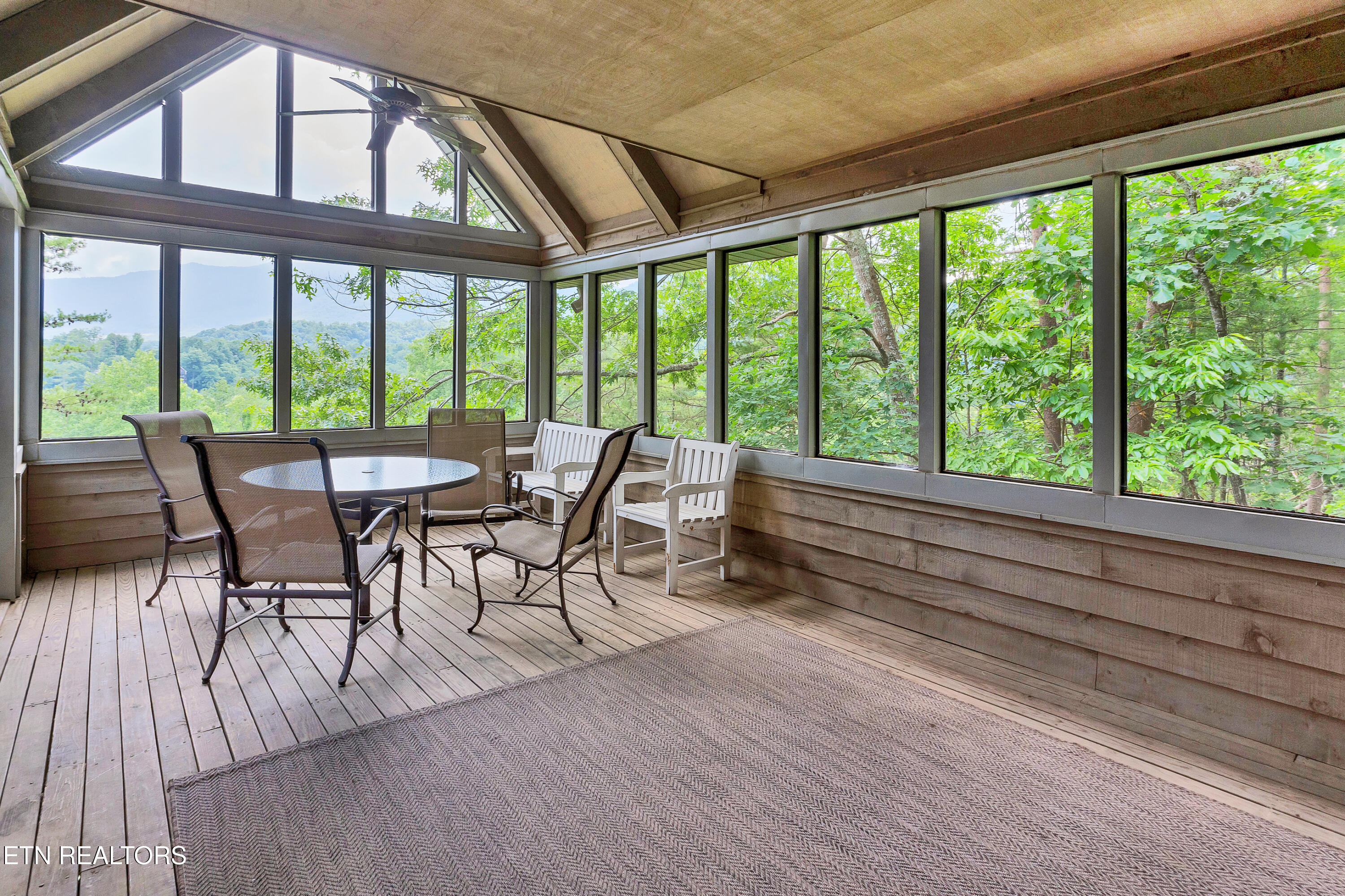 413 Settlers Rise Road Townsend TN 37882
