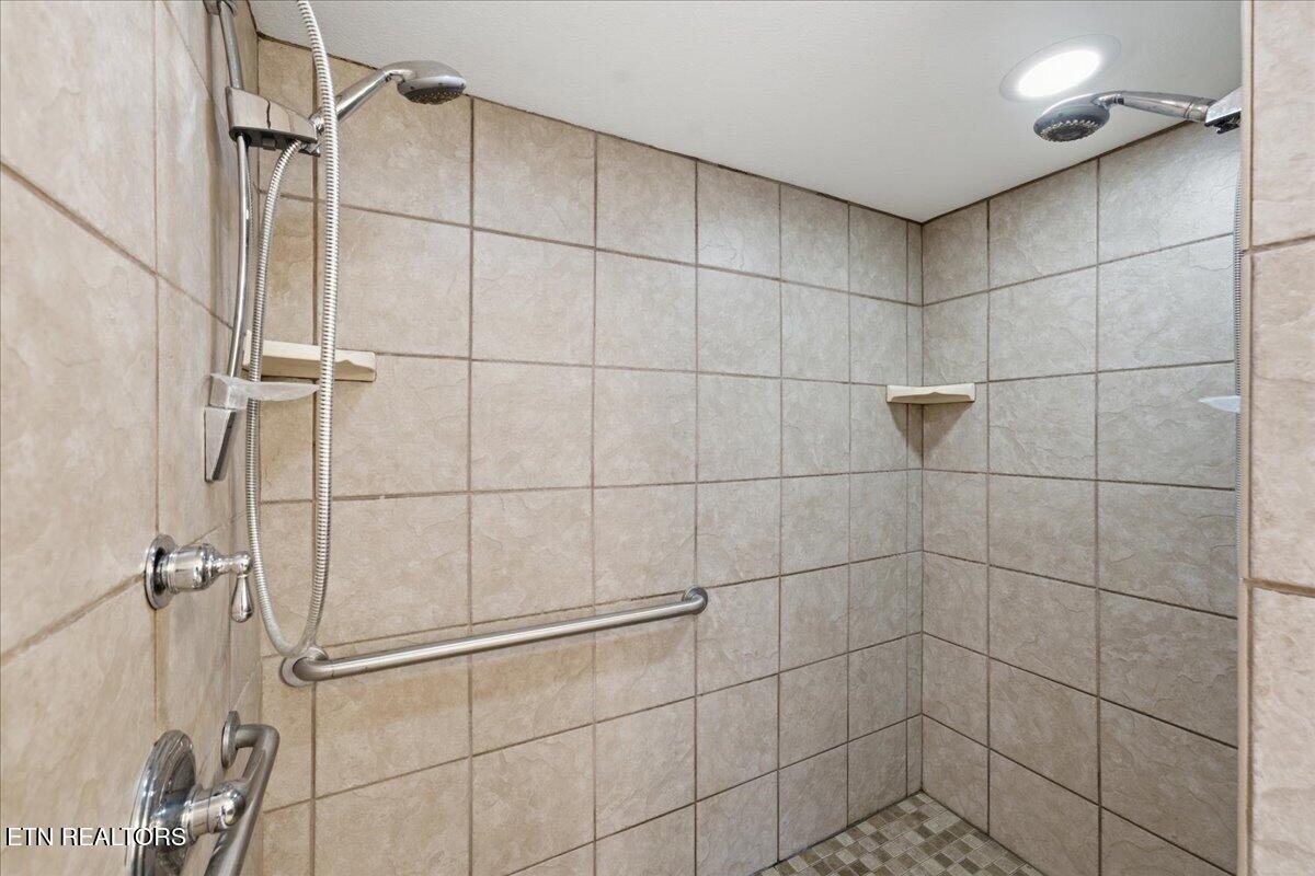 209 Lavista Drive Maryville TN 37804
