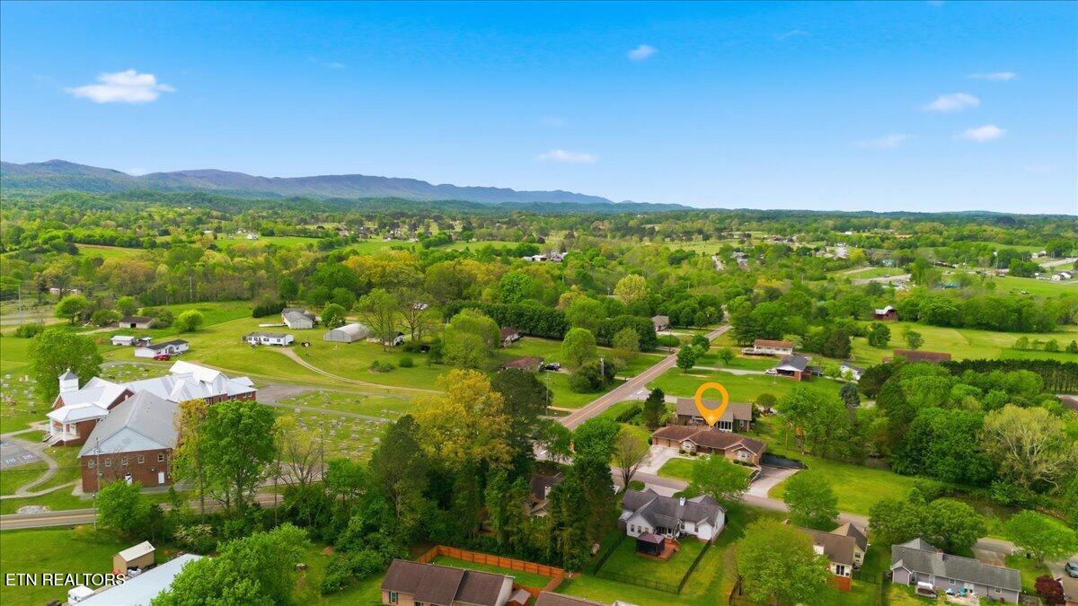 209 Lavista Drive Maryville TN 37804