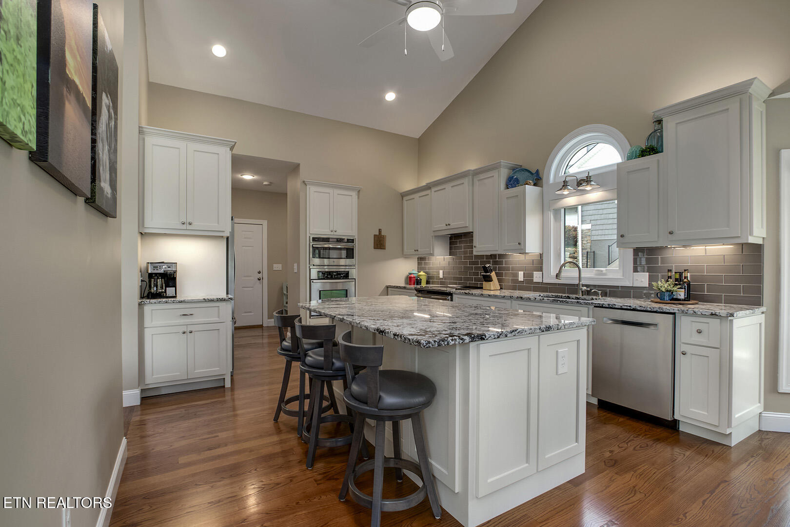 113 Shawnee Point Loudon TN 37774