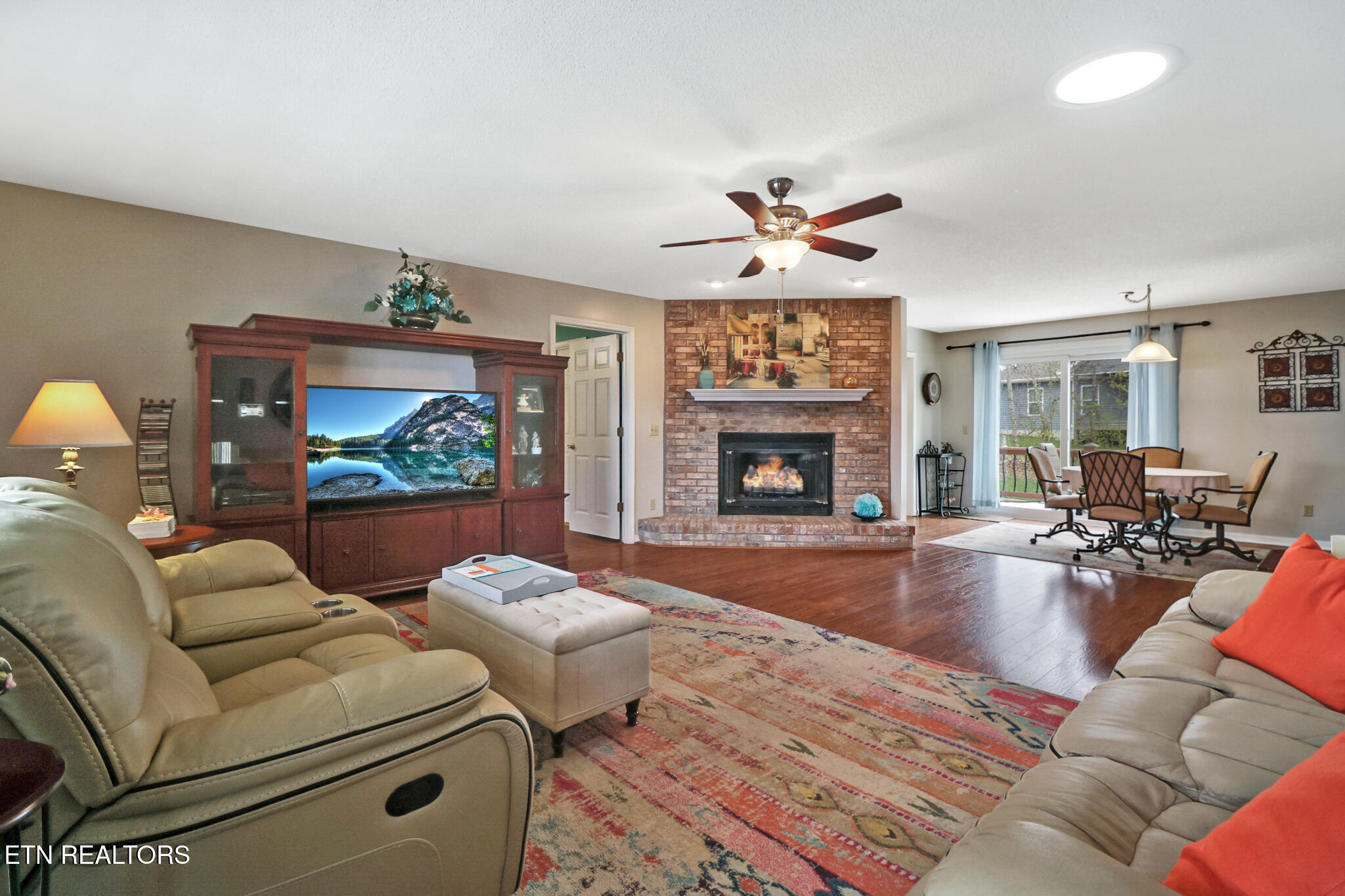 172 Berkshire Loop Fairfield Glade TN 38558
