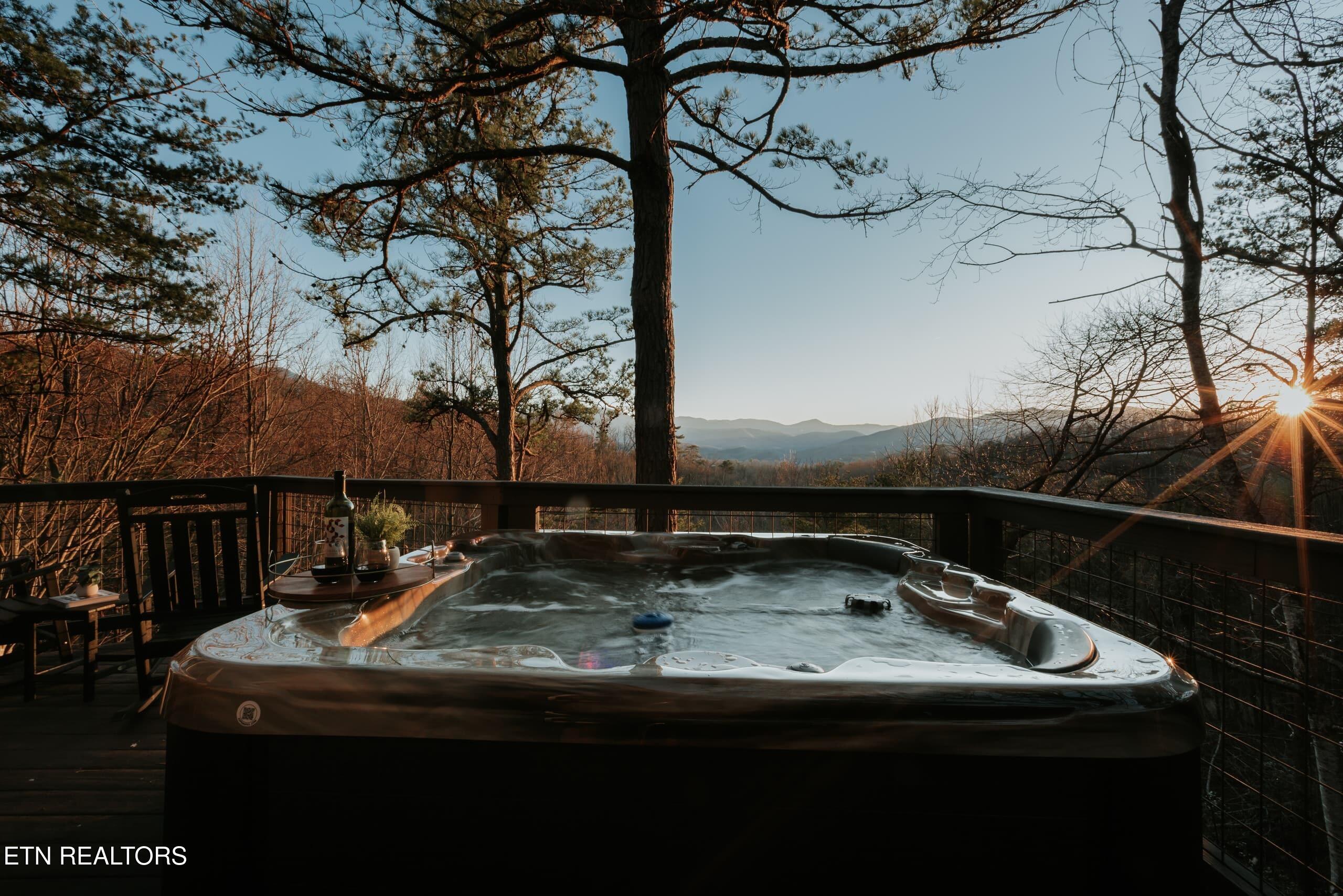 1068 E Foothills Drive Gatlinburg TN 37738