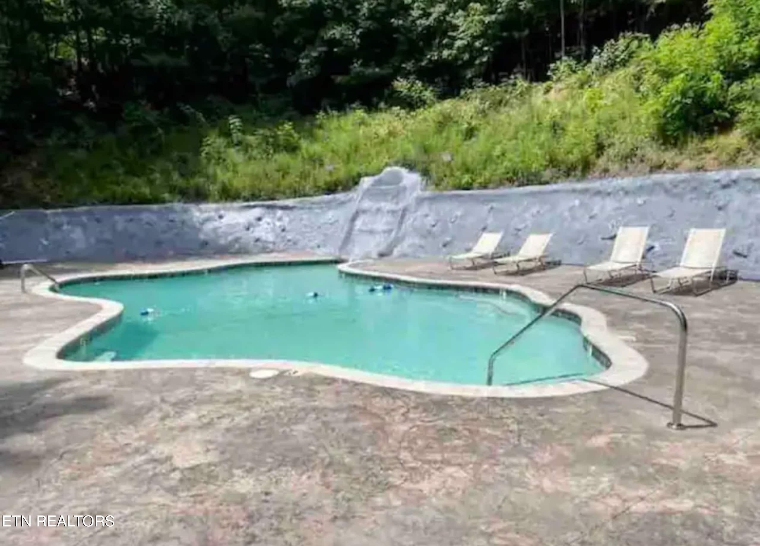 1068 E Foothills Drive Gatlinburg TN 37738
