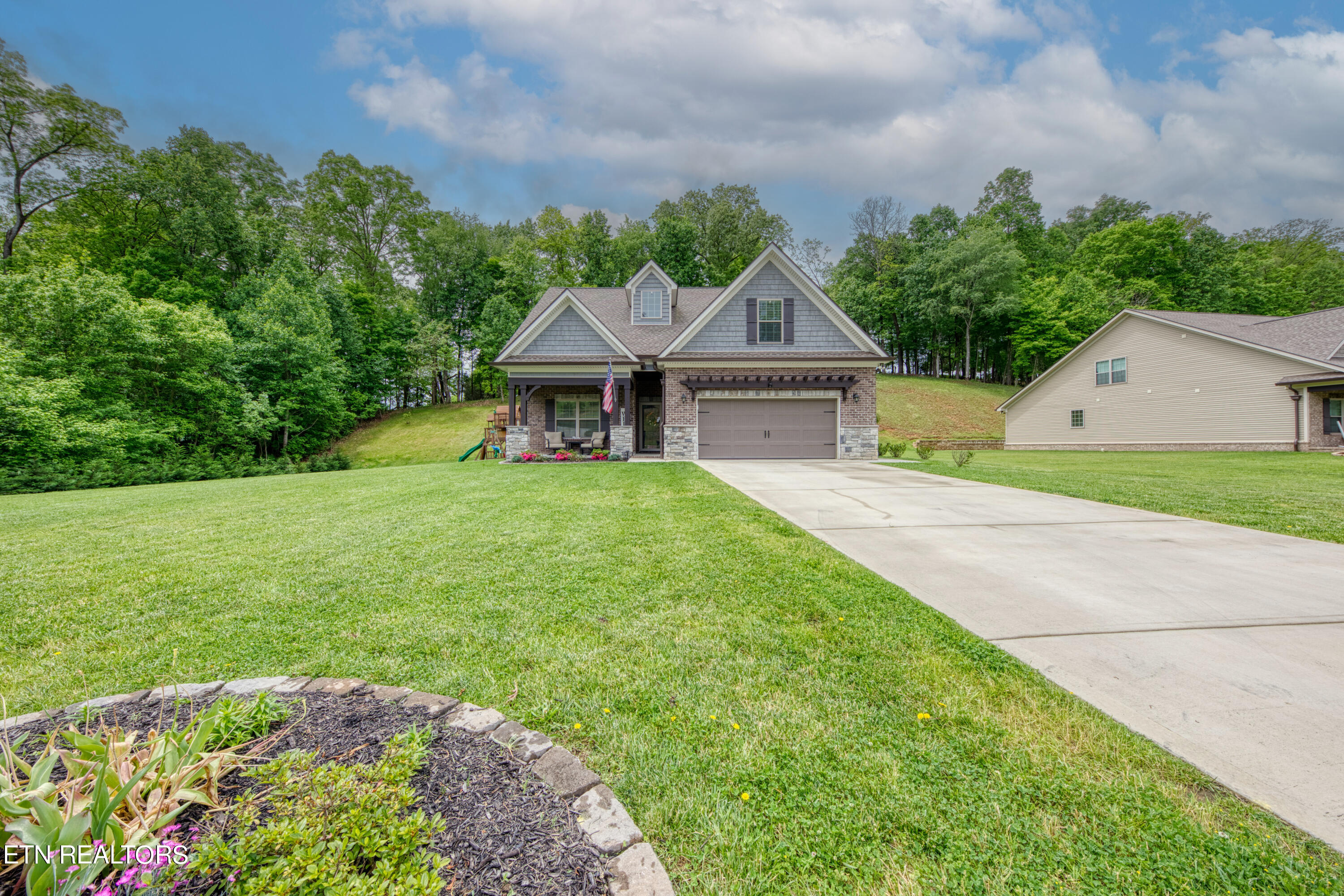 2216 Old Hickory Lane Lenoir City TN 37772