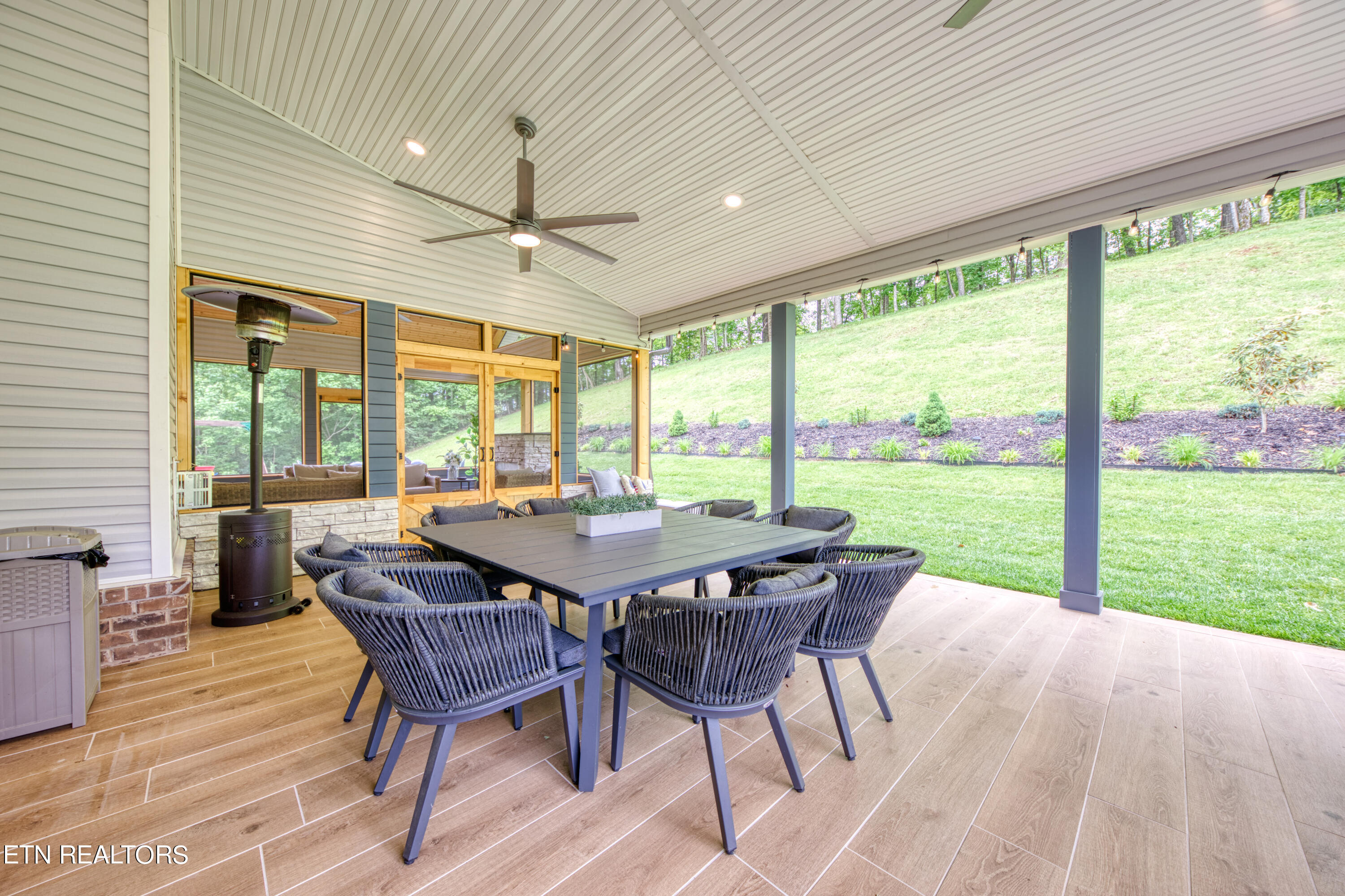 2216 Old Hickory Lane Lenoir City TN 37772