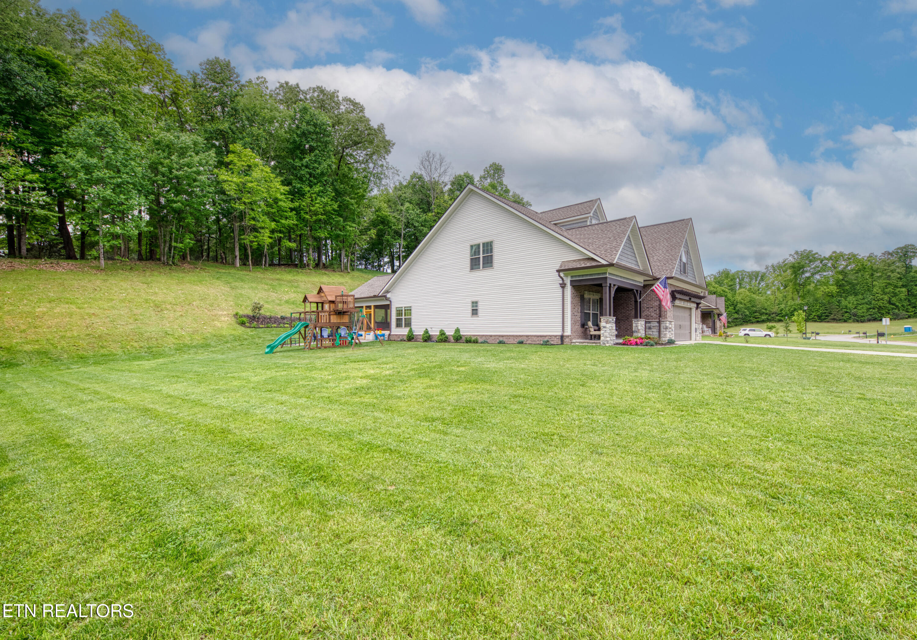 2216 Old Hickory Lane Lenoir City TN 37772