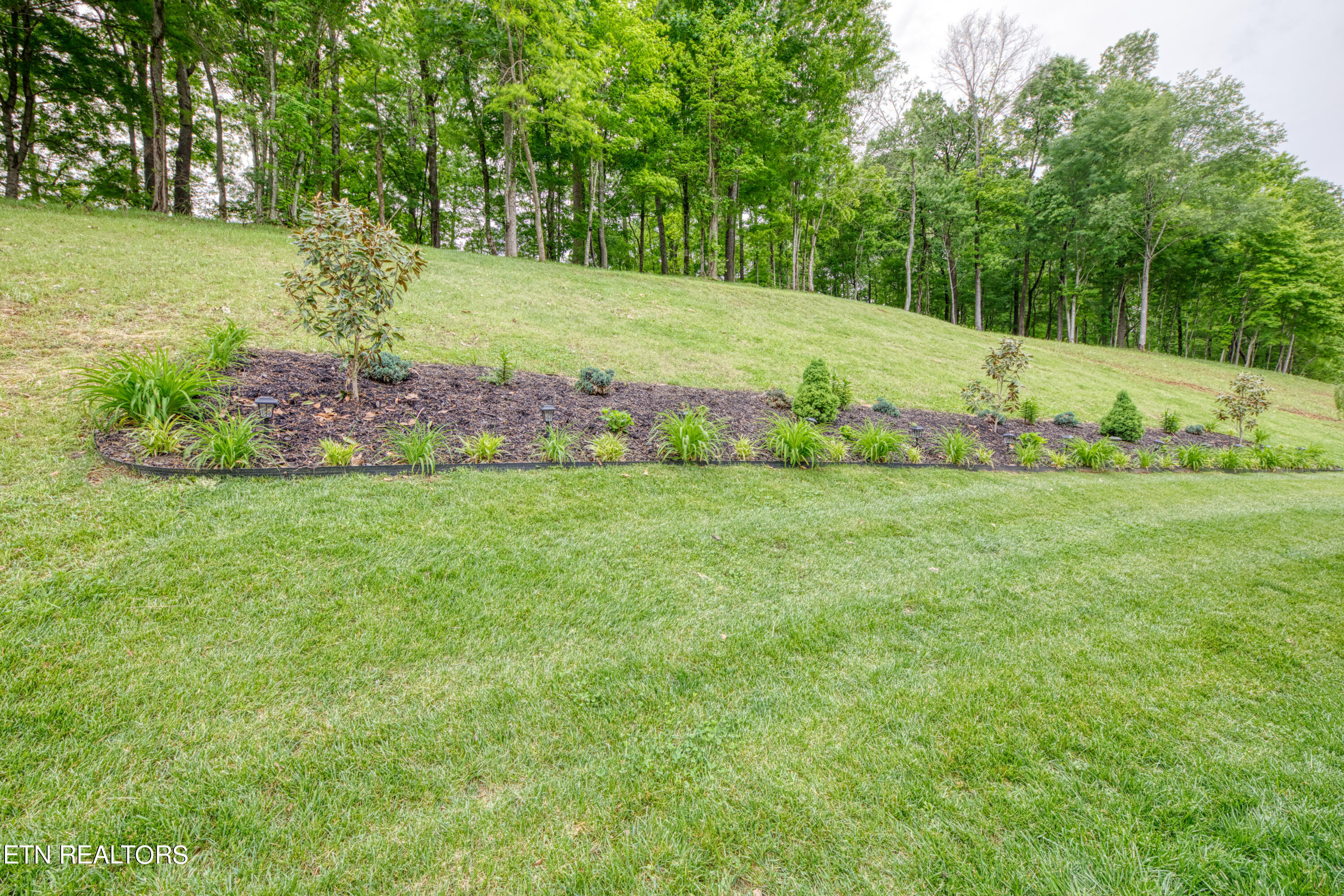 2216 Old Hickory Lane Lenoir City TN 37772