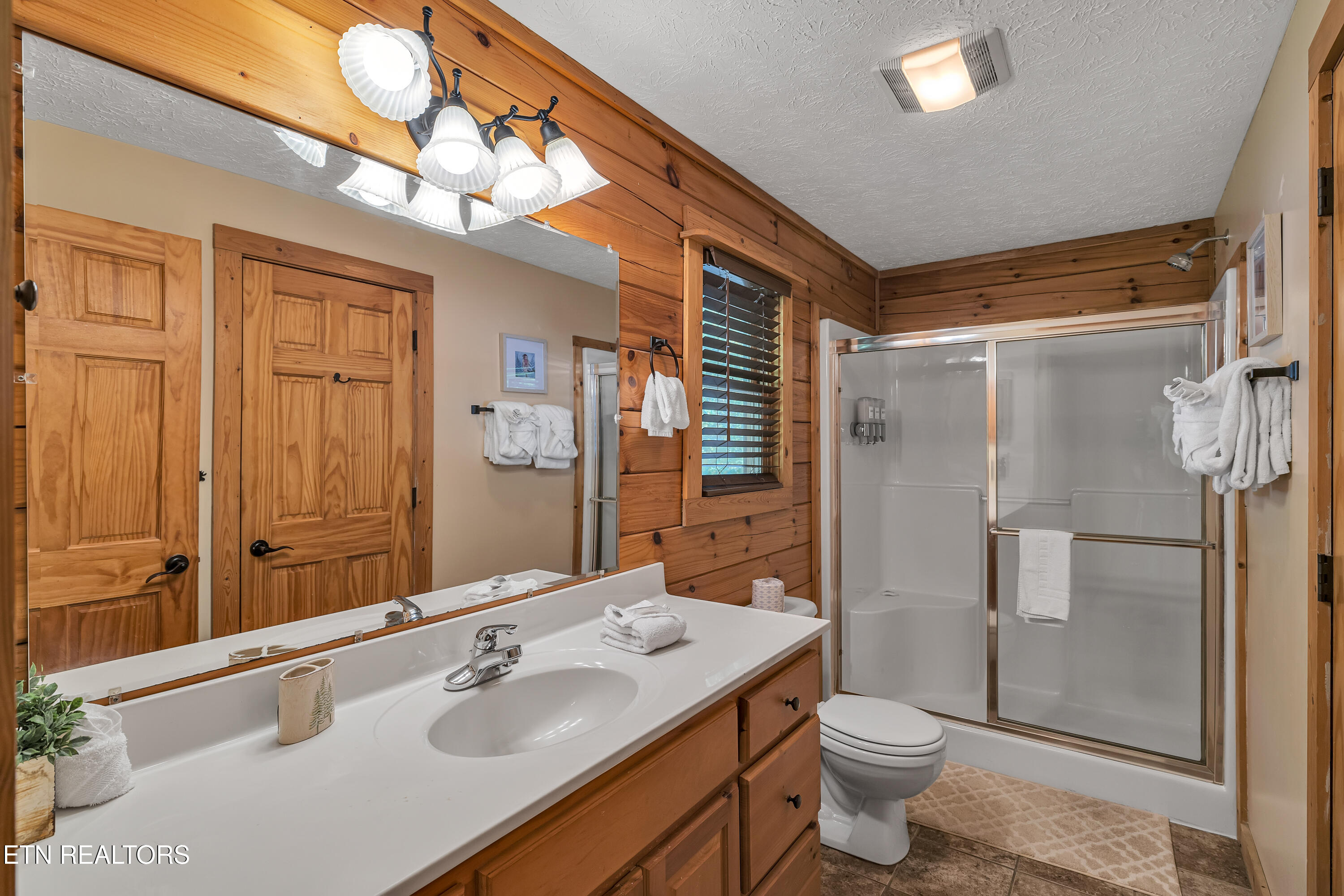 721 Poplar Falls Way Gatlinburg TN 37738