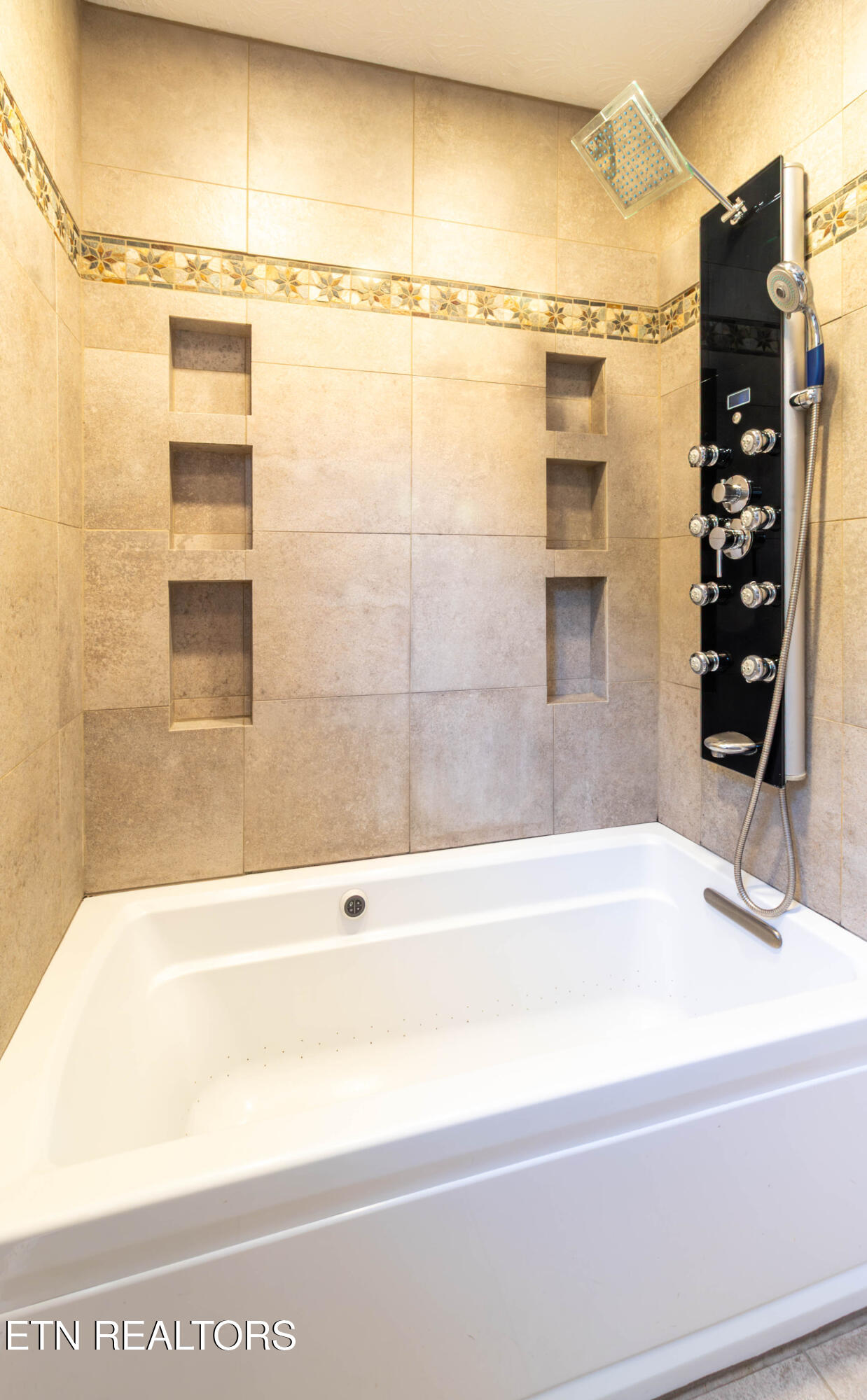 1633 Cheney Road Knoxville TN 37922