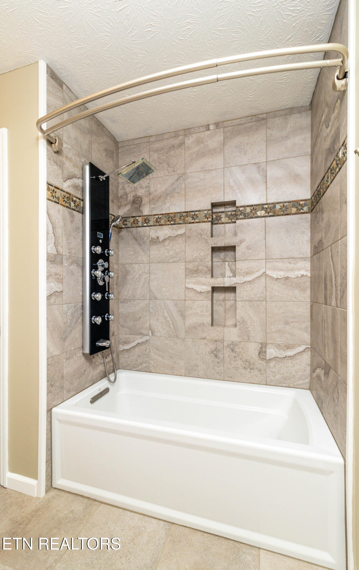 1633 Cheney Road Knoxville TN 37922