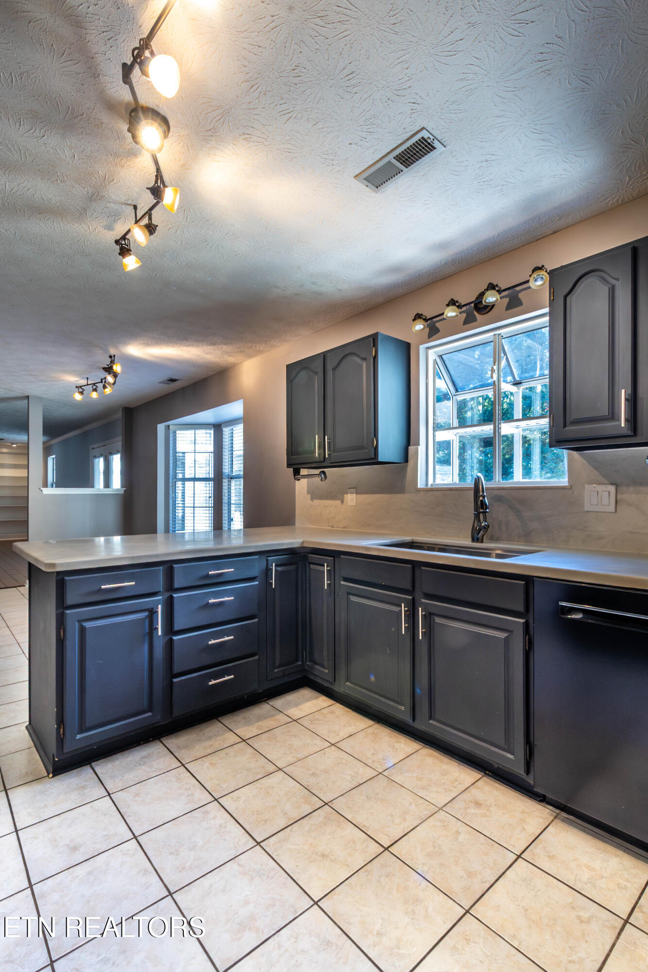 1633 Cheney Road Knoxville TN 37922